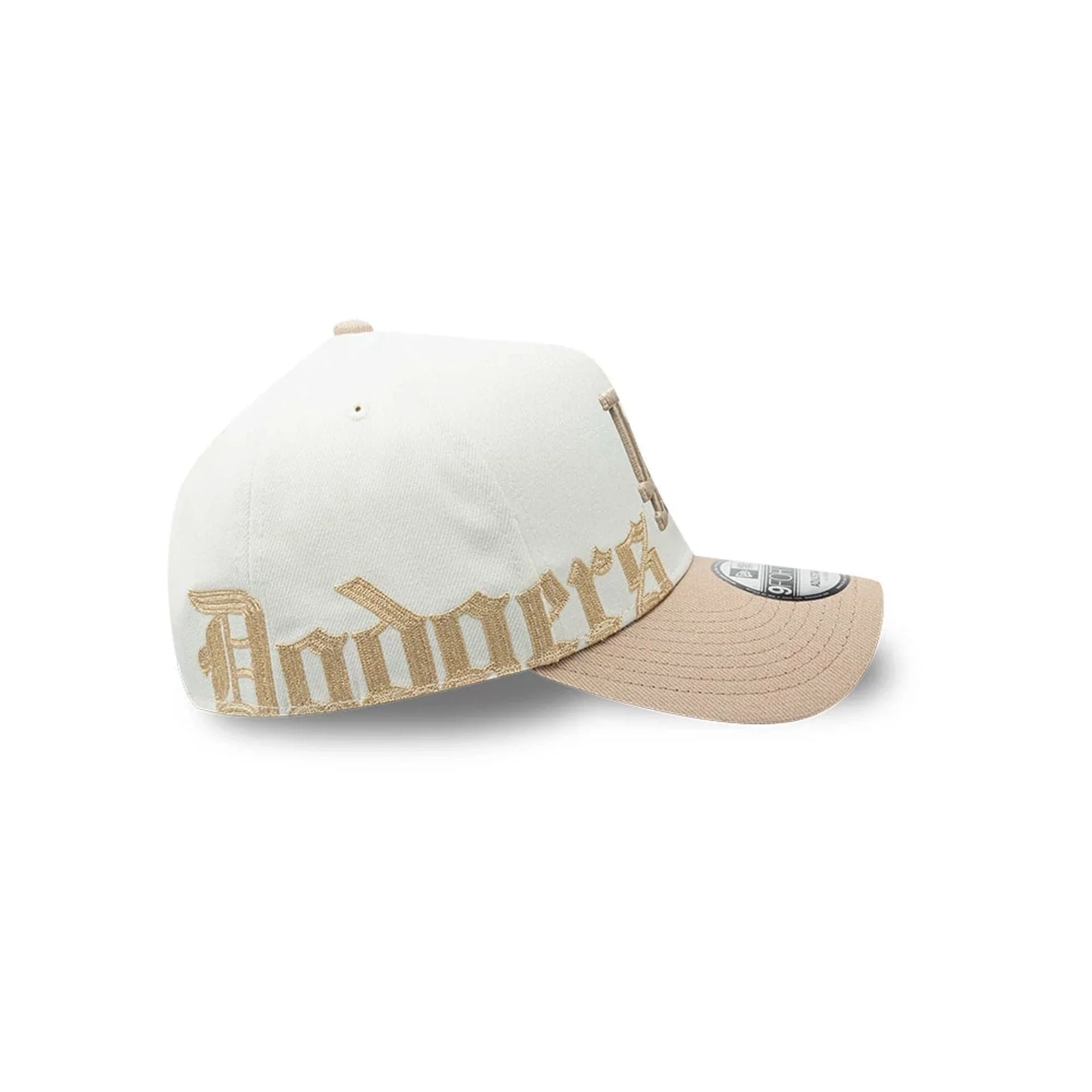LA Dodgers MLB Gothic Script White 9FORTY A-Frame Cap - Image 4