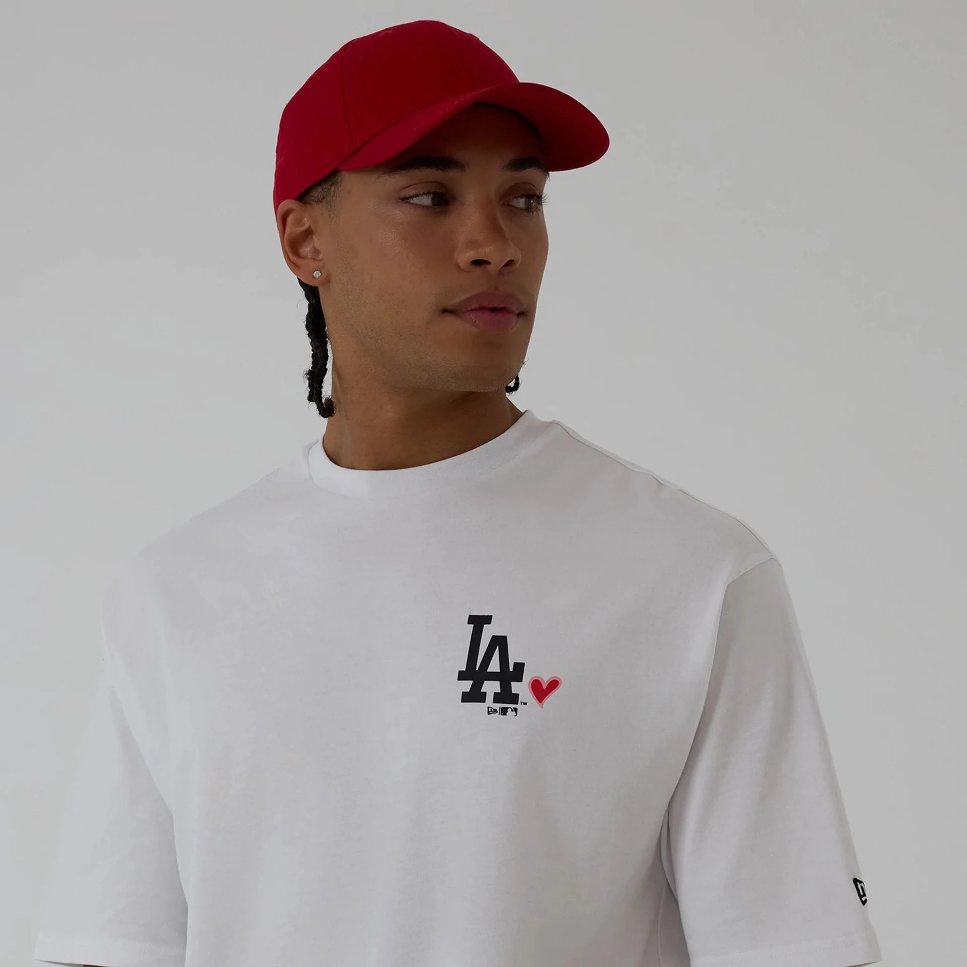 LA Dodgers MLB Heart Graphic White T-Shirt - Image 6