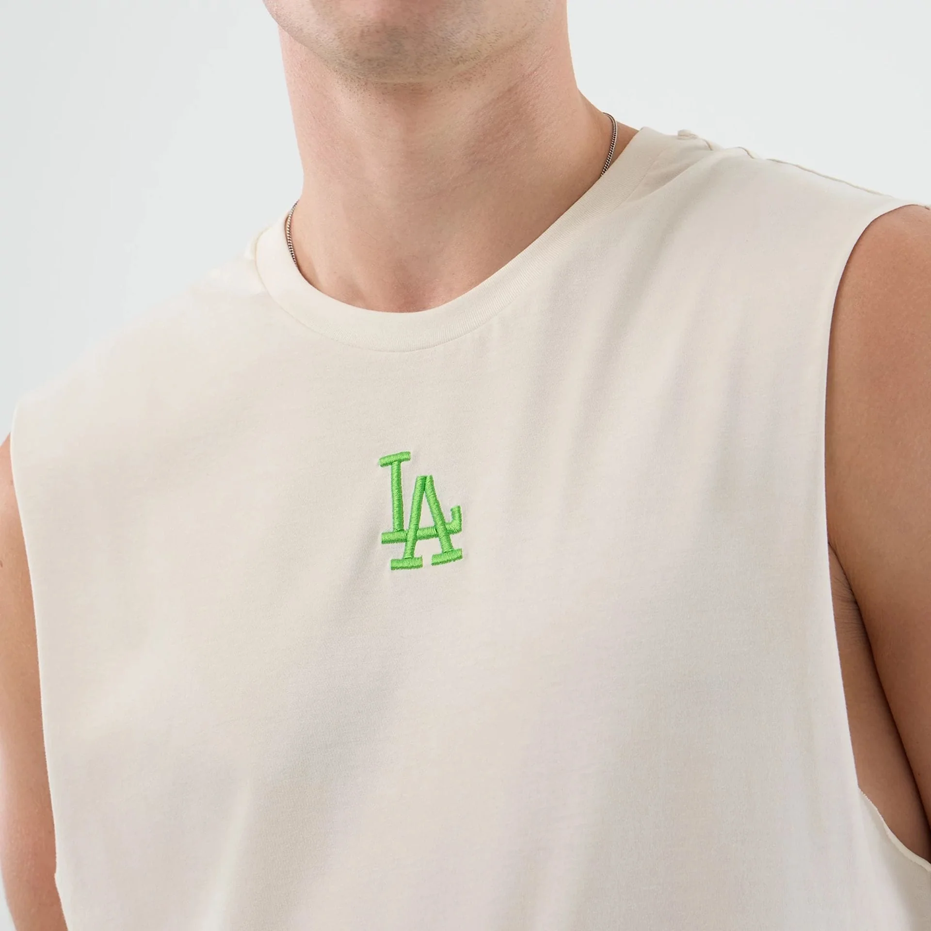 LA Dodgers MLB League Essential Open White Vest - Image 4