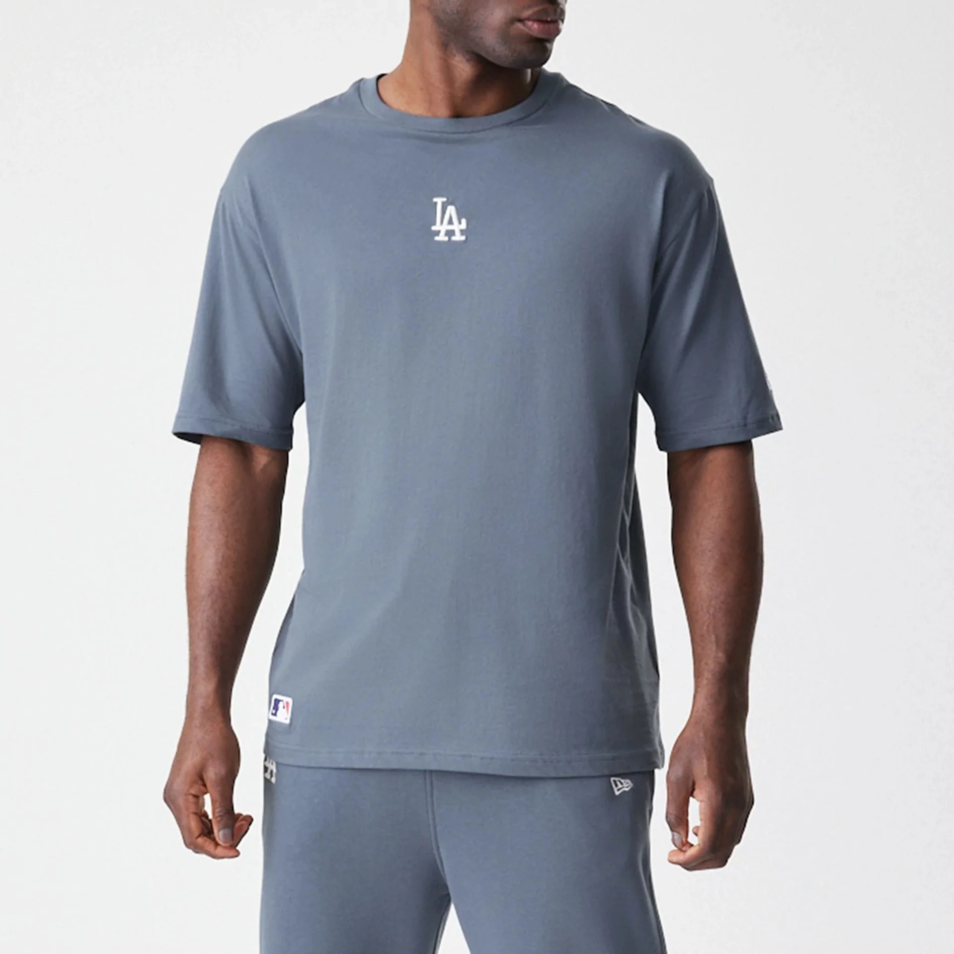 LA Dodgers MLB Midi League Essential Dark Grey Oversized T-Shirt - Image 3