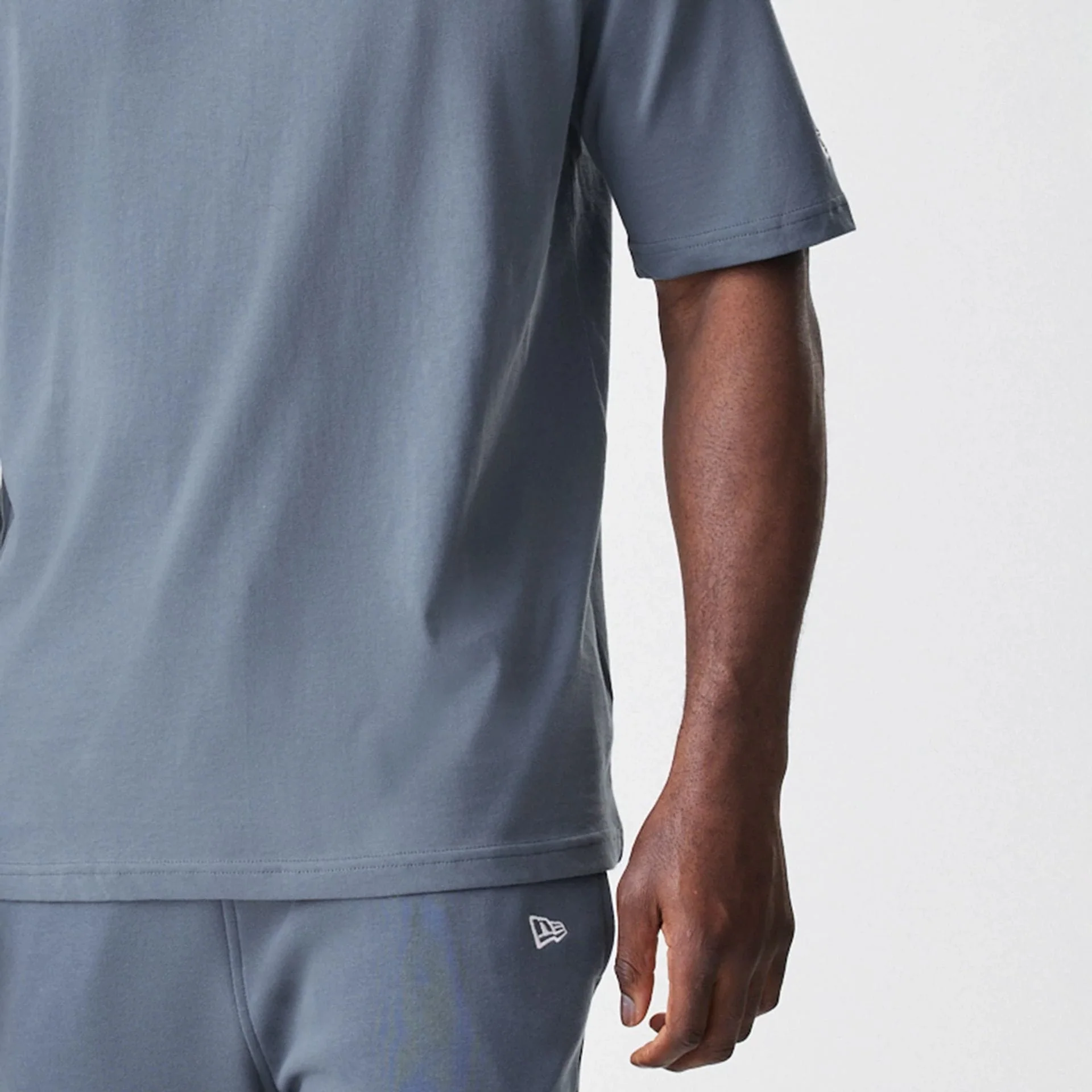 LA Dodgers MLB Midi League Essential Dark Grey Oversized T-Shirt - Image 6