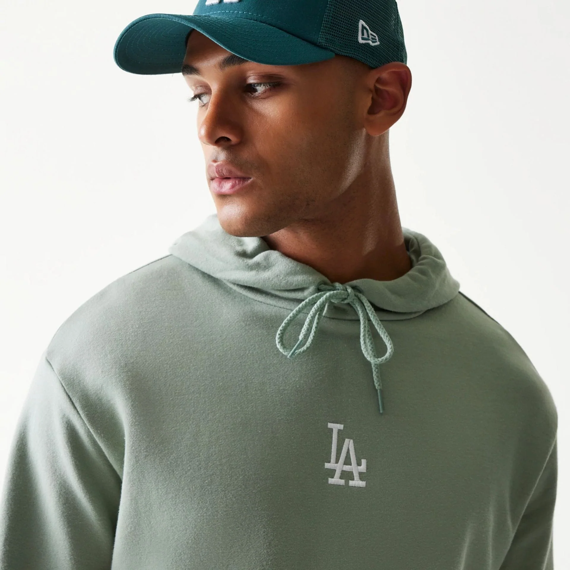 LA Dodgers MLB Midi Pastel Green Oversized Pullover Hoodie - Image 4