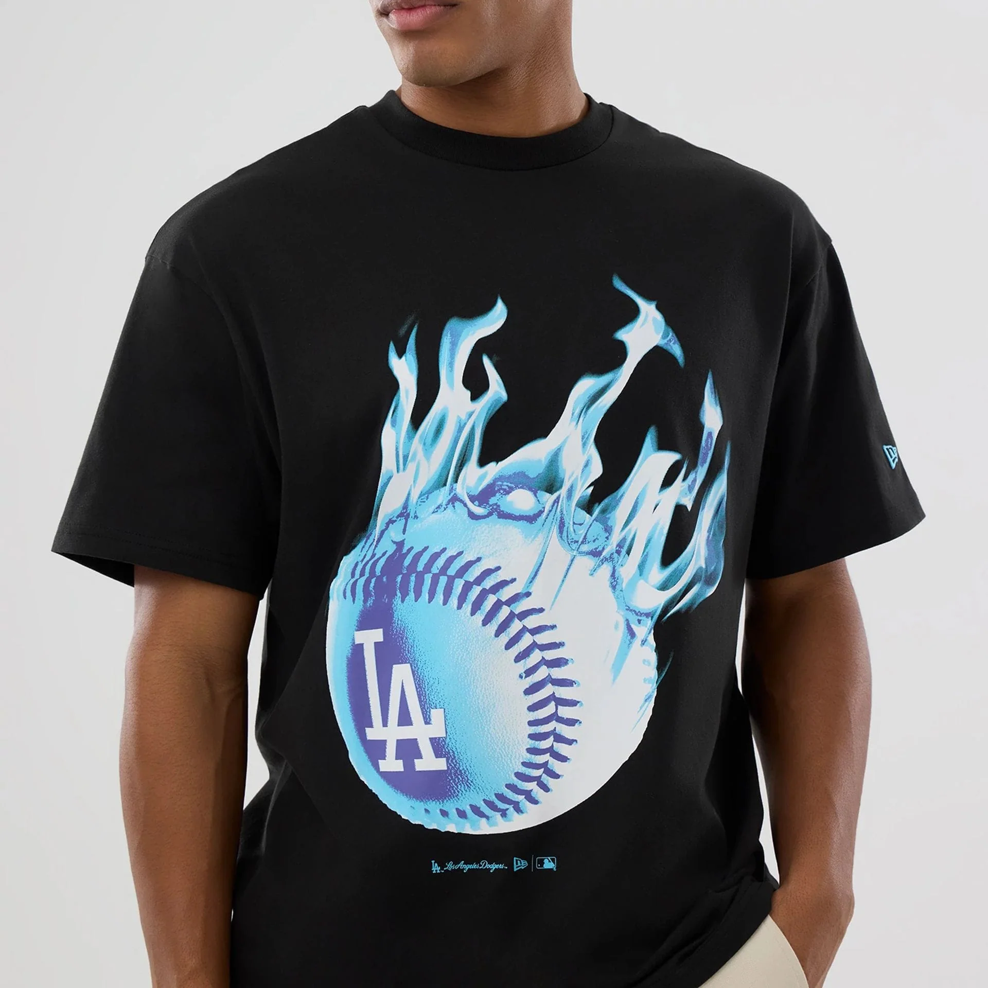 LA Dodgers MLB On Fire Black Oversized T-Shirt - Image 4