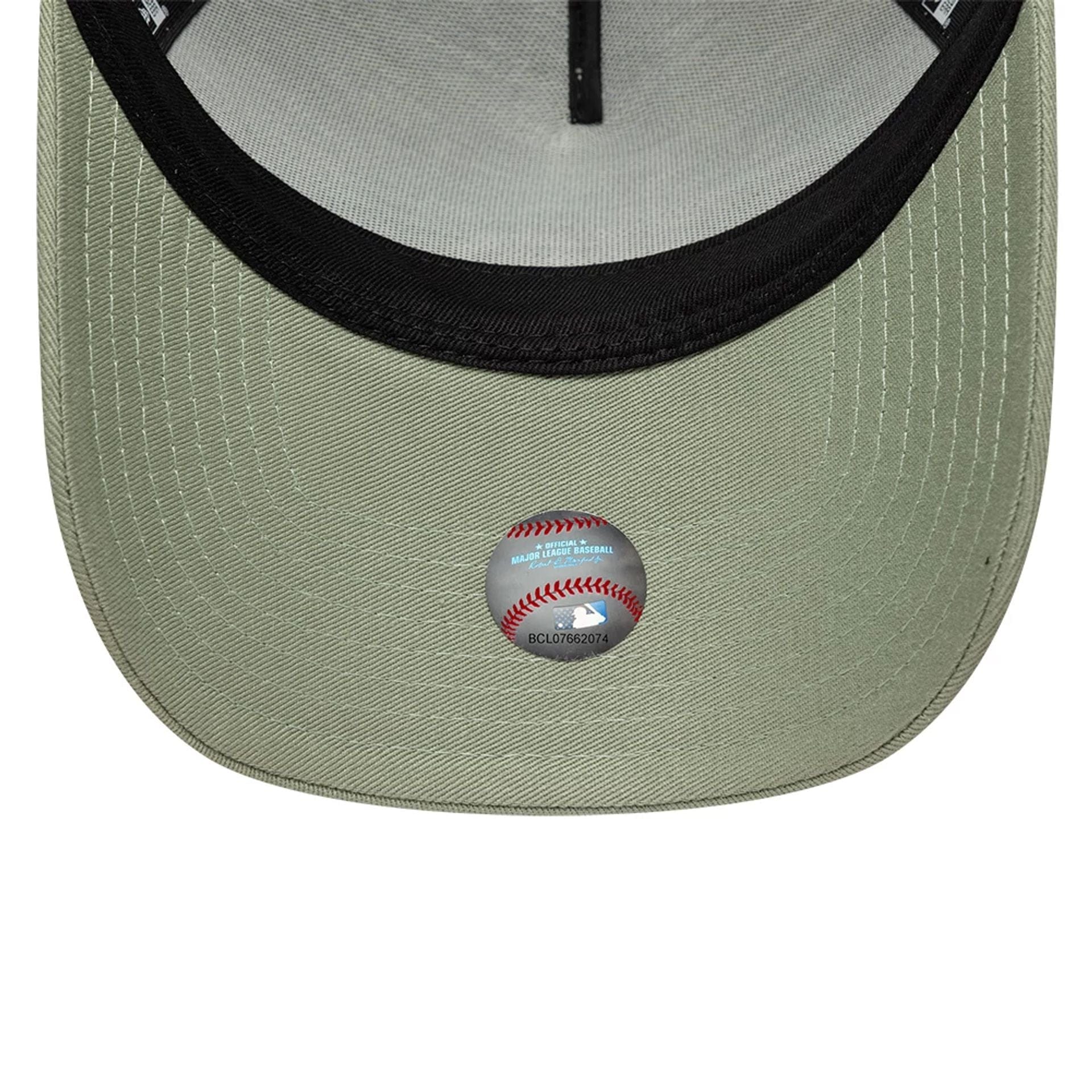 LA Dodgers MLB Outline Pastel Green 9FORTY E-Frame Trucker Adjustable Cap - Image 5
