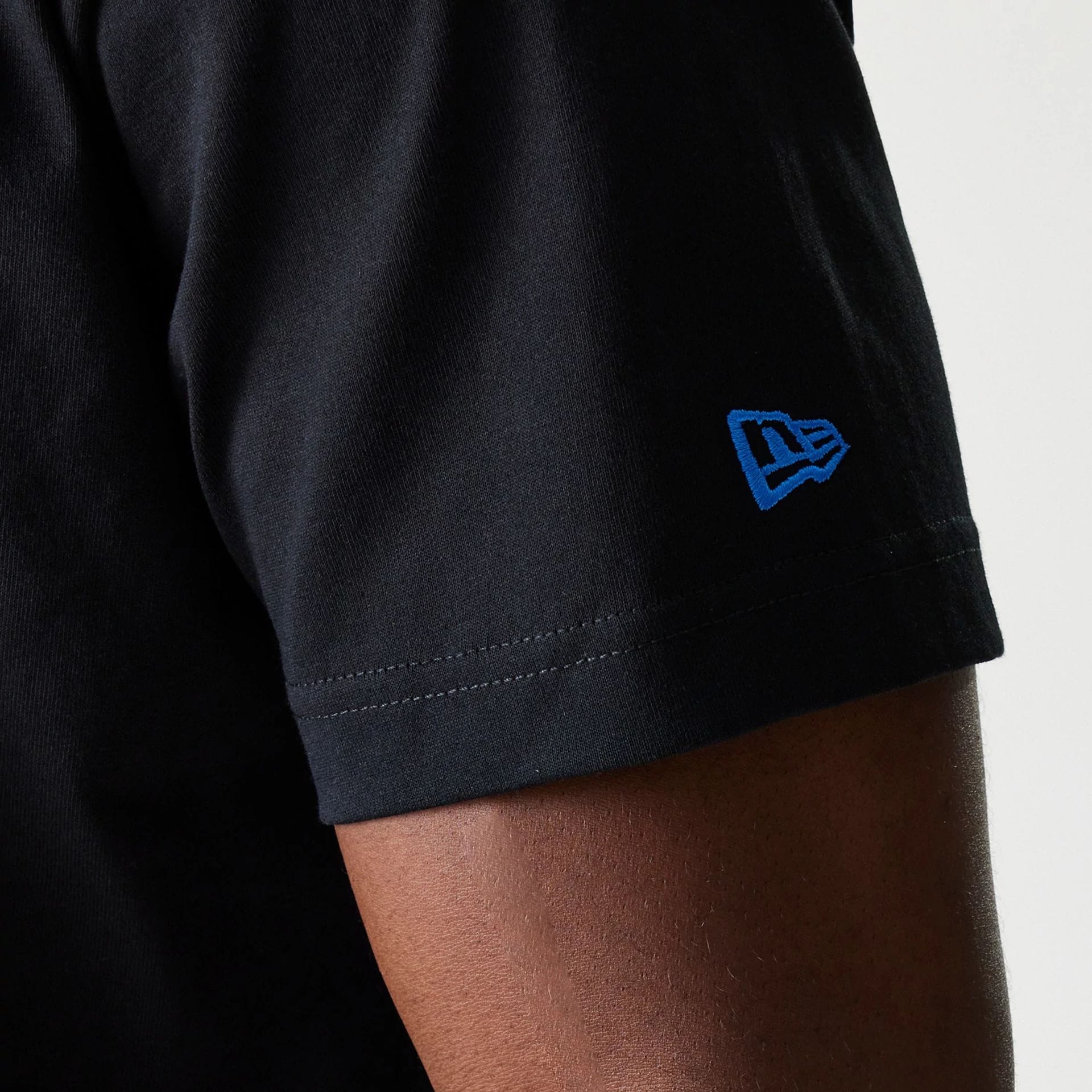 LA Dodgers MLB Paisley Black Oversized T-Shirt - Image 4
