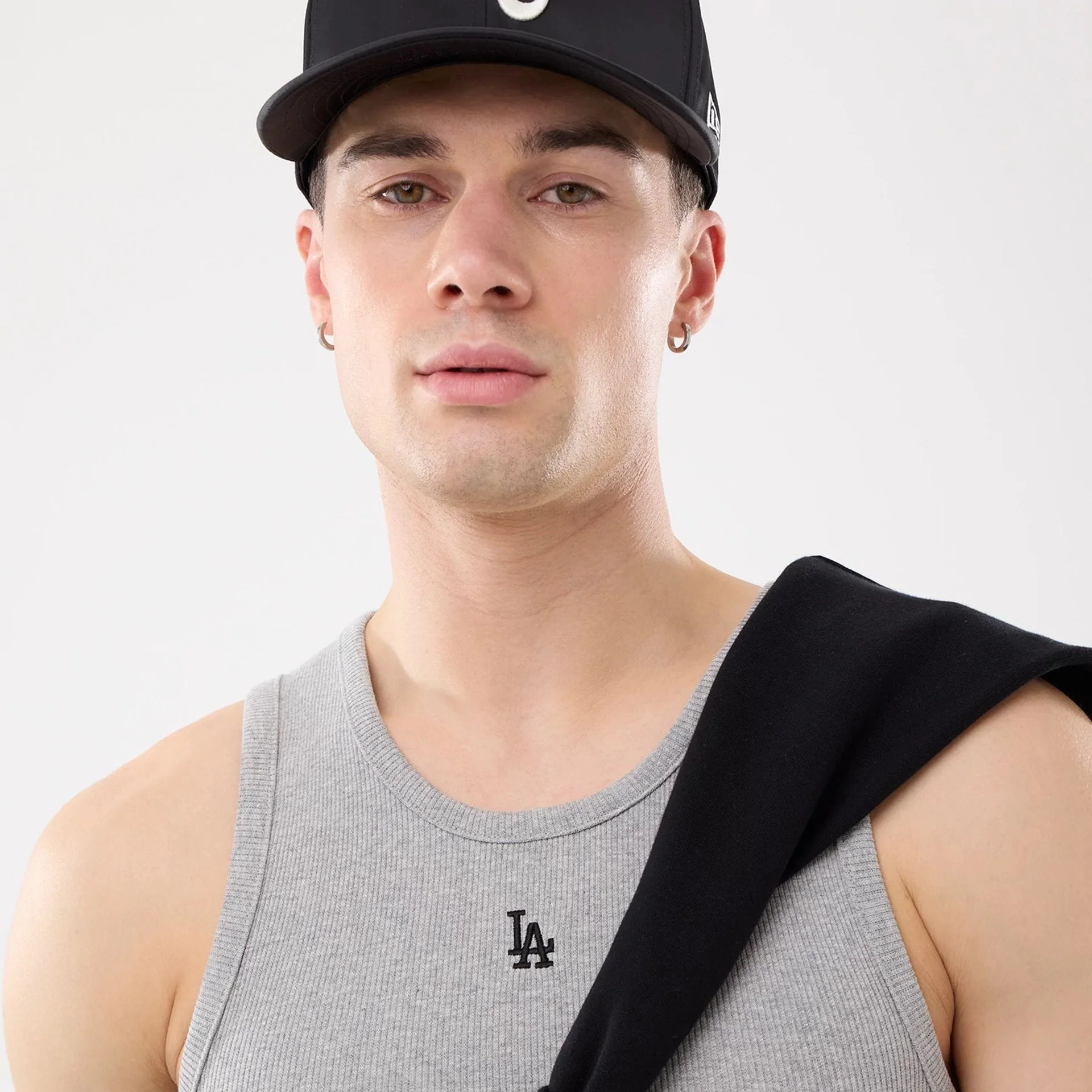 LA Dodgers MLB Rib Grey Vest - Image 5