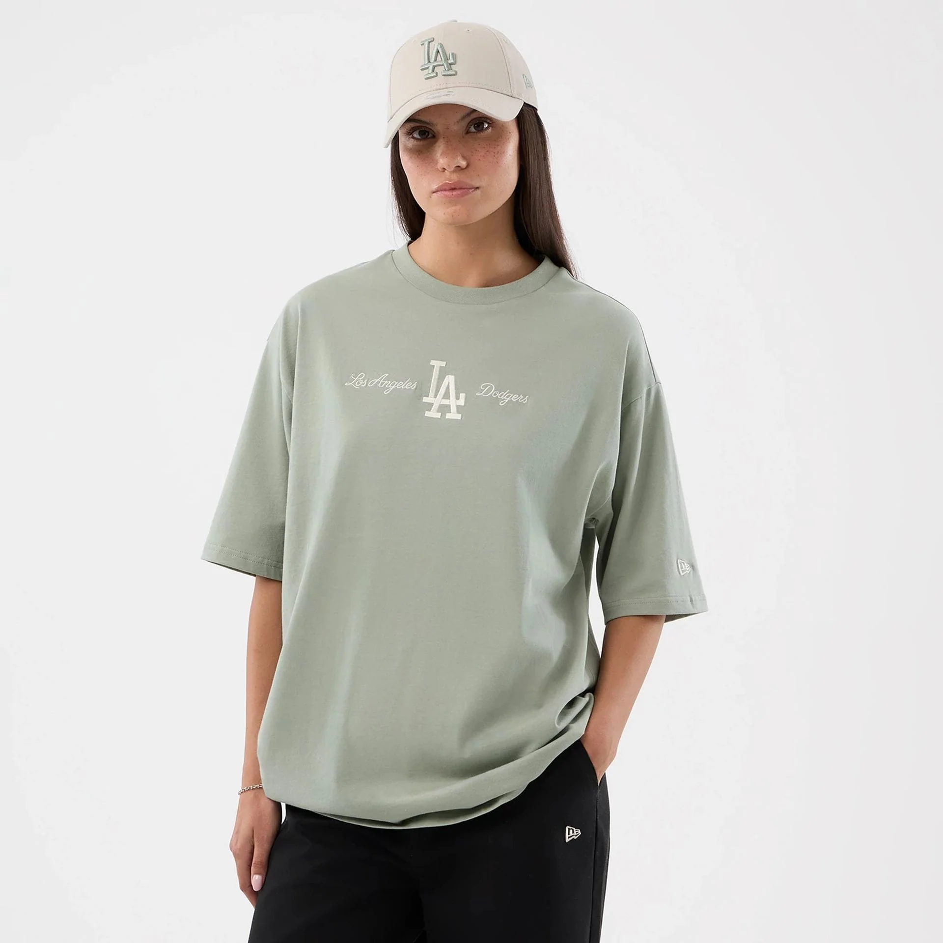 LA Dodgers MLB Script Pastel Green Oversized T-Shirt - Image 4