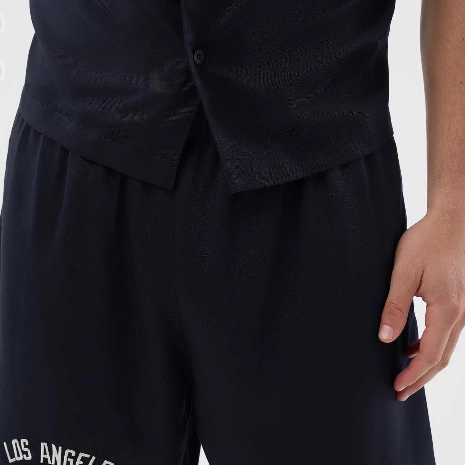 LA Dodgers MLB Woven Navy Shorts - Image 6