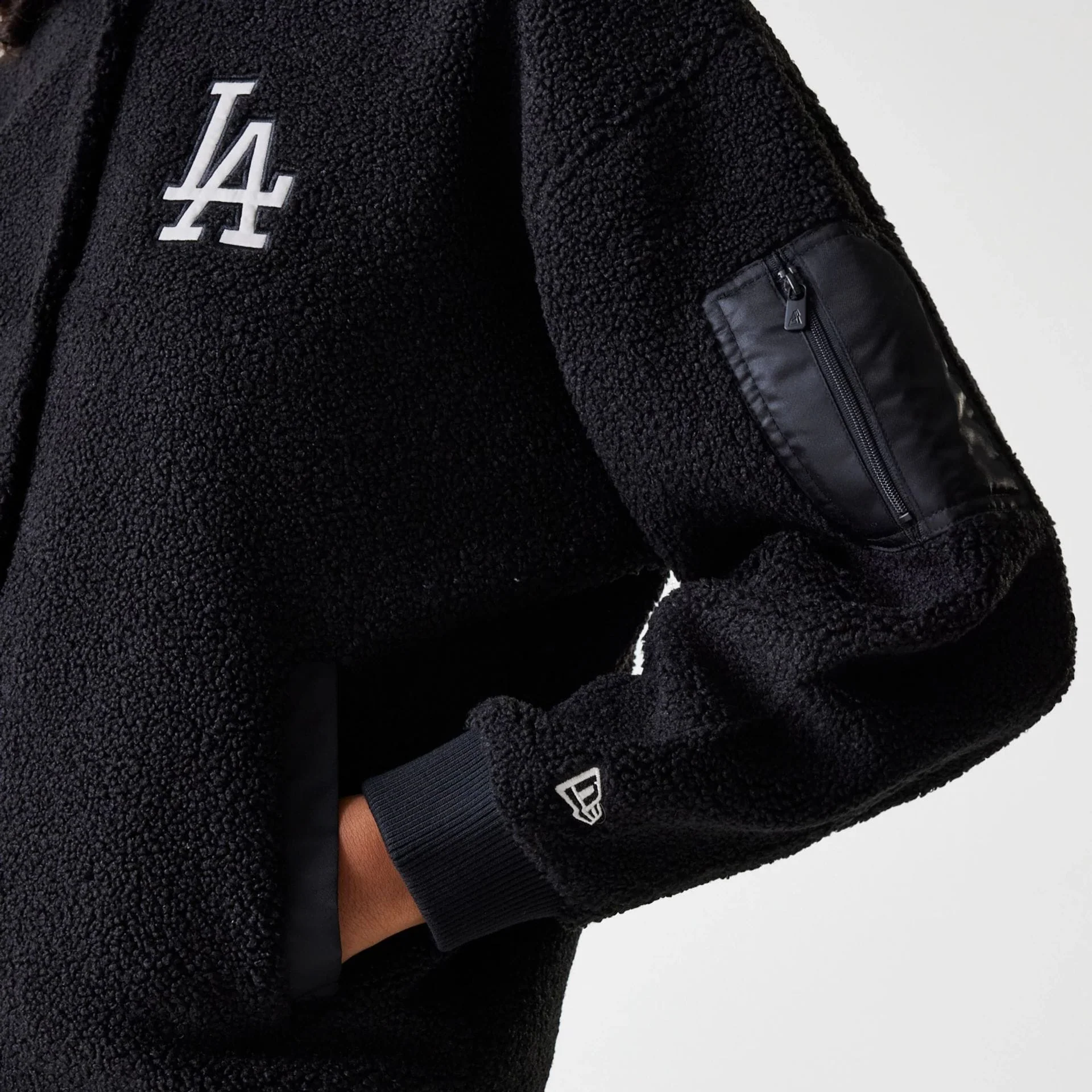 LA Dodgers Womens MLB Black Oversized Sherpa Bomber Jacket - Image 4