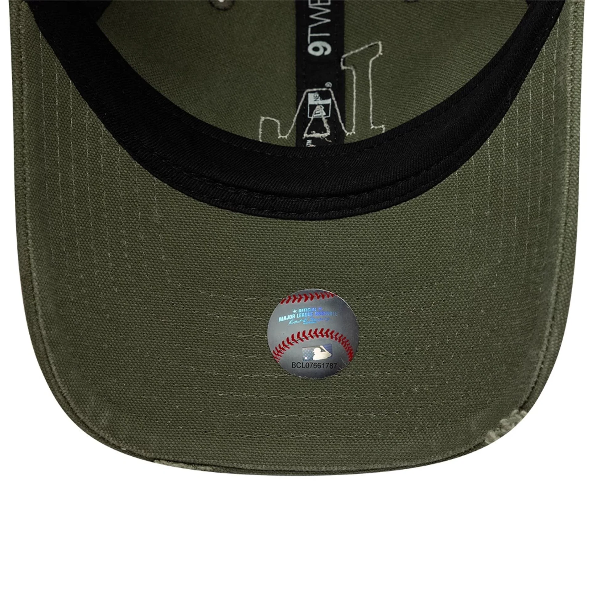 LA Dodgers Womens MLB Green 9TWENTY Trucker Adjustable Cap - Image 5