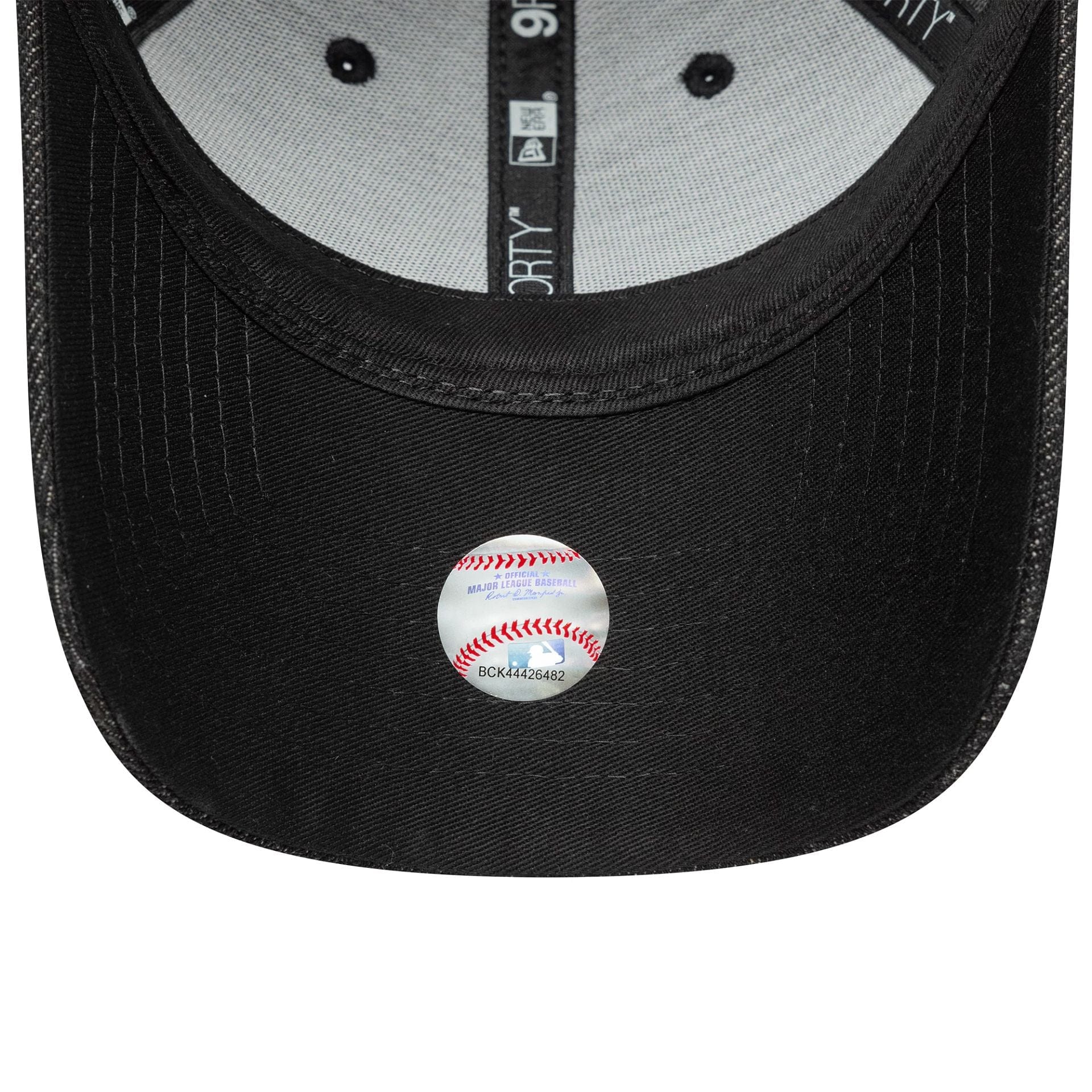 LA Dodgers Womens MLB Sequin Black 9FORTY Adjustable Cap - Image 5