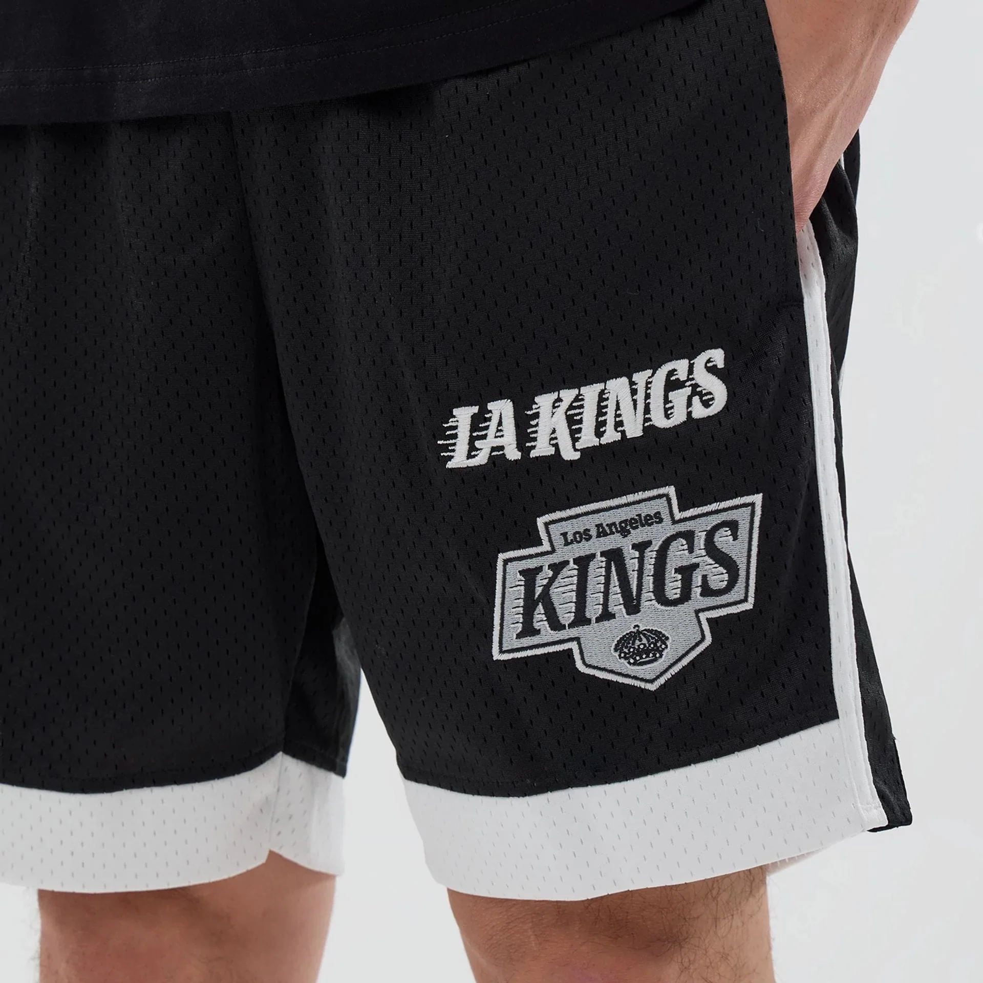 LA Kings NHL Black Mesh Shorts - Image 2