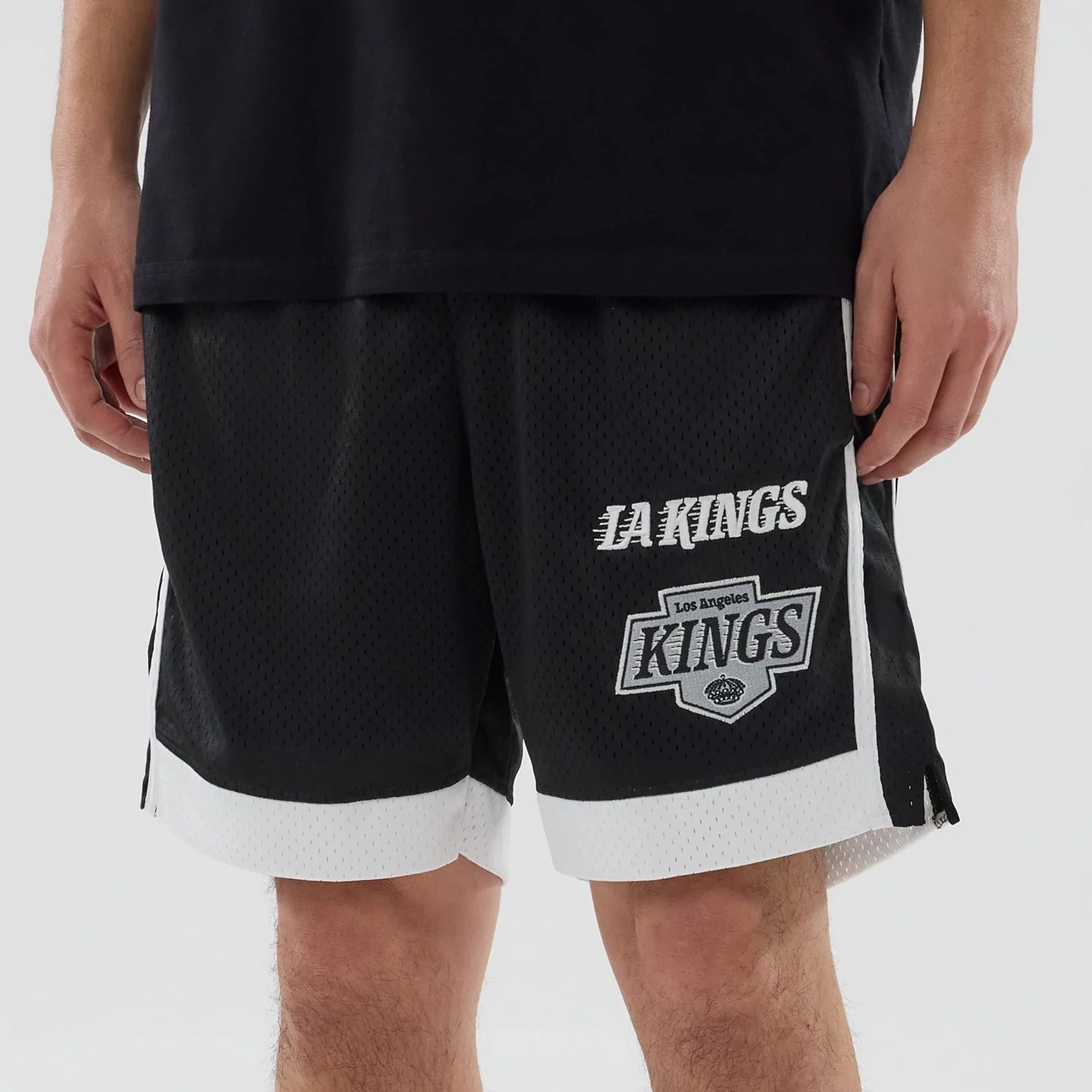 LA Kings NHL Black Mesh Shorts - Image 5