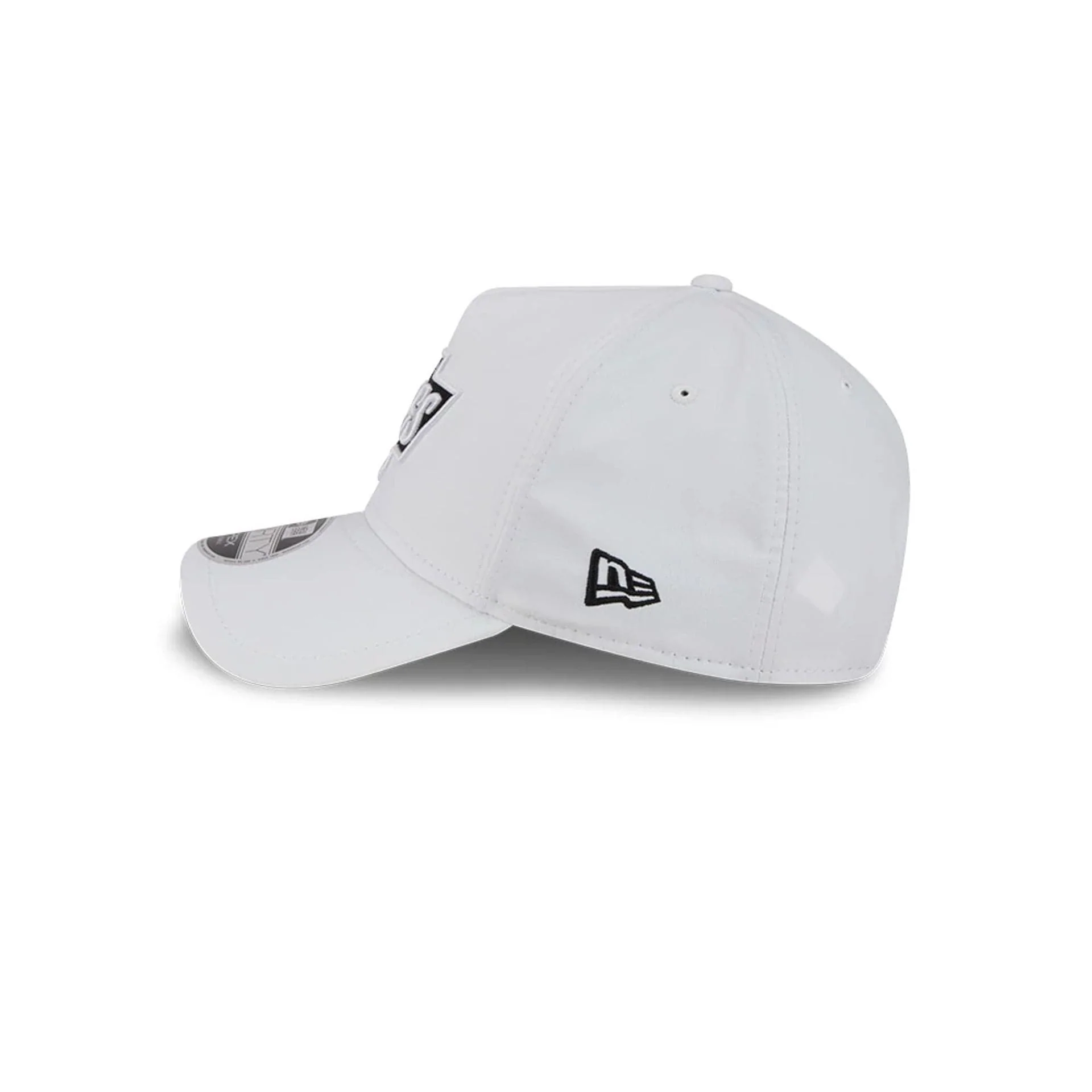 LA Kings NHL Quickstrike White 9FORTY Apex Adjustable Cap - Image 5