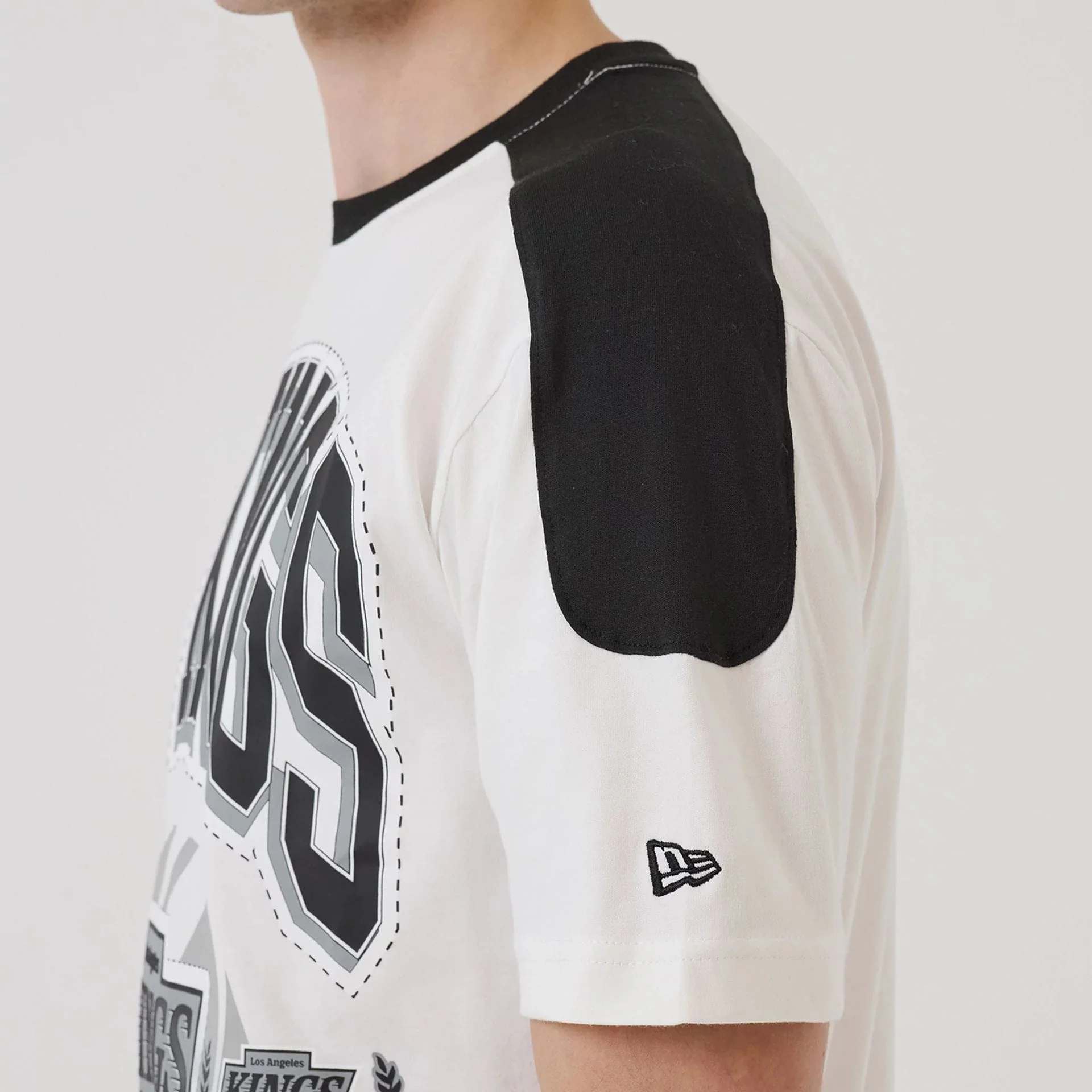 LA Kings NHL Sport Classic White T-Shirt - Image 6