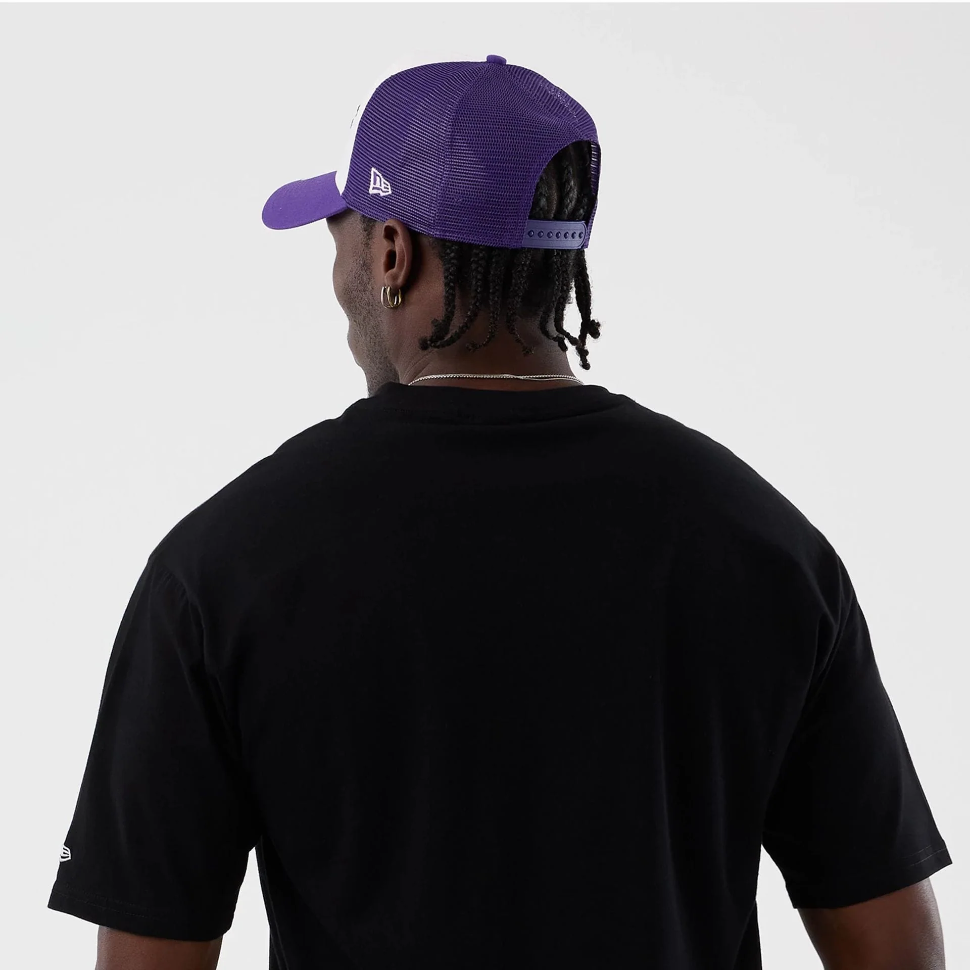 LA Lakers NBA Basketball Graphic Black Oversized T-Shirt - Image 7
