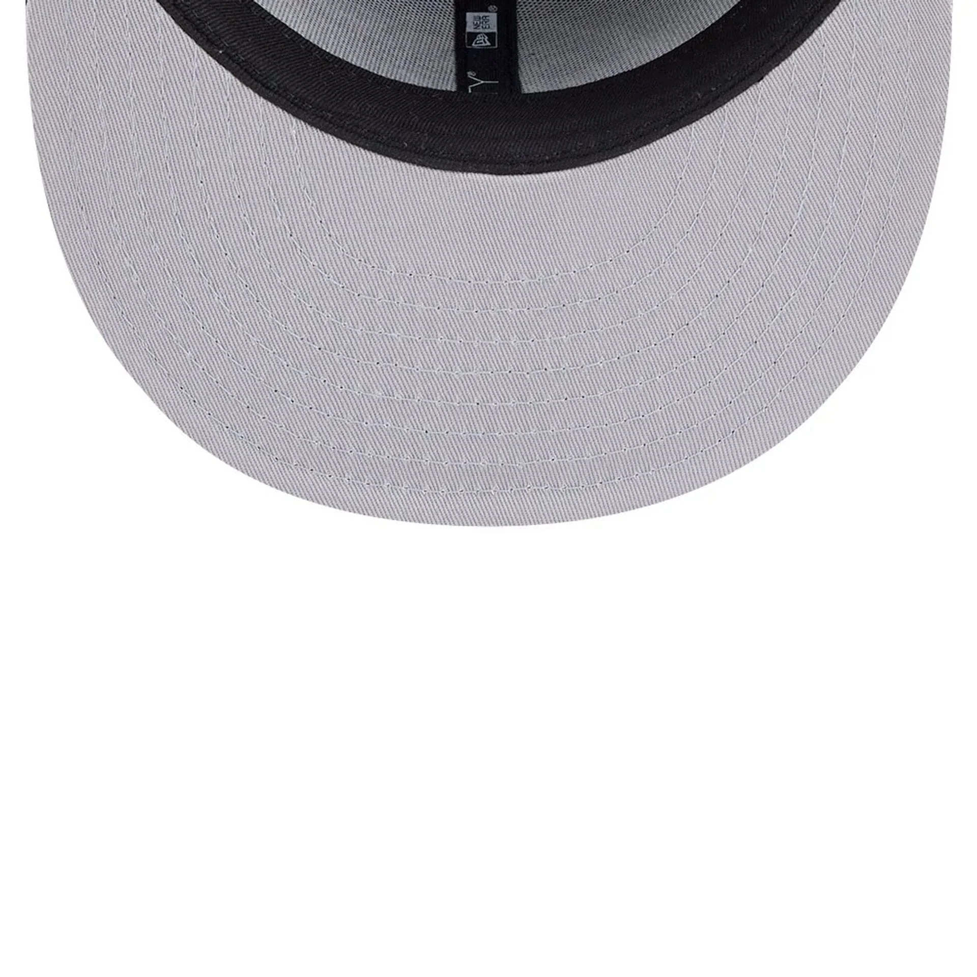 LA Lakers NBA Classic Black Dogear 59FIFTY Fitted Cap - Image 2