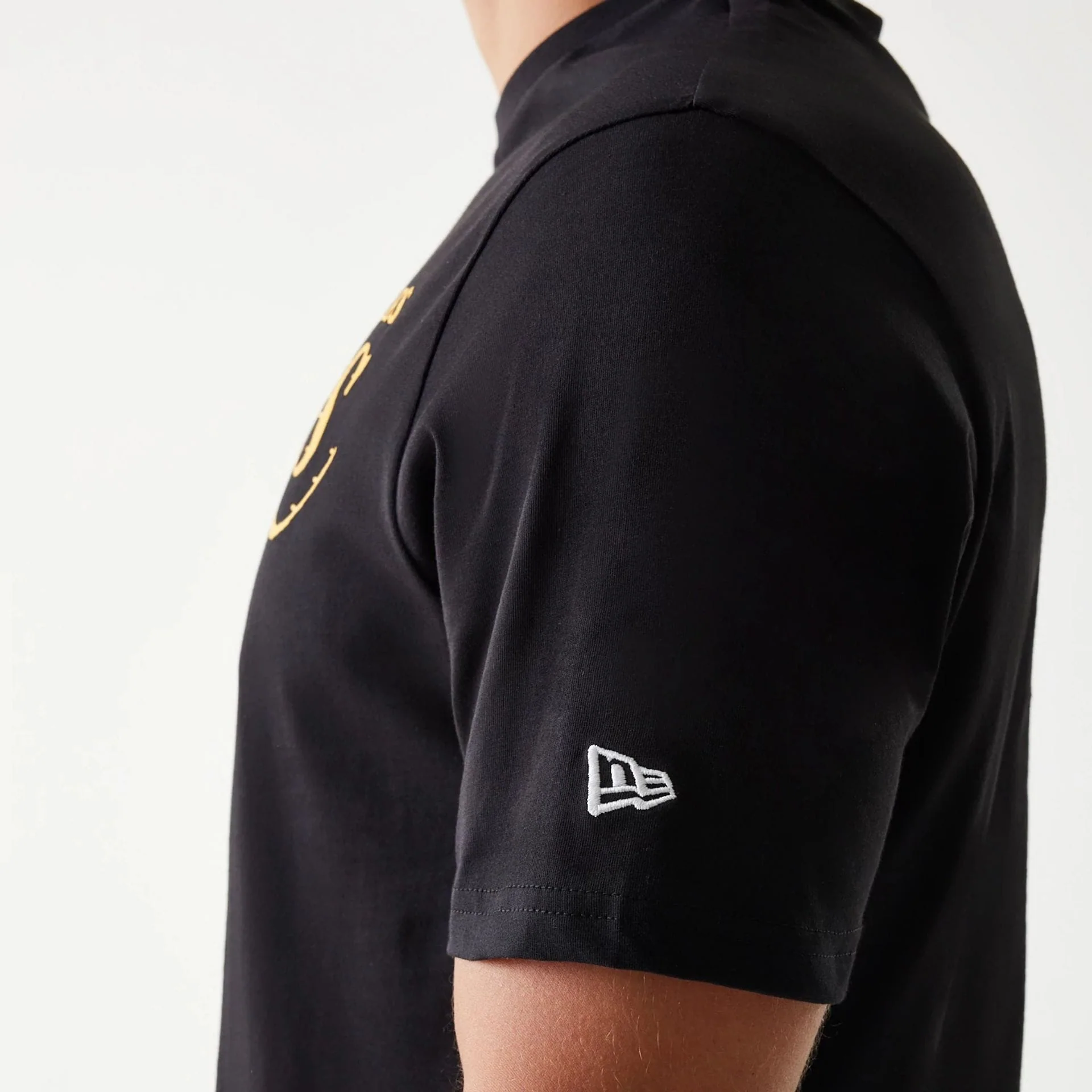 LA Lakers NBA Flame Graphic Black T-Shirt - Image 5