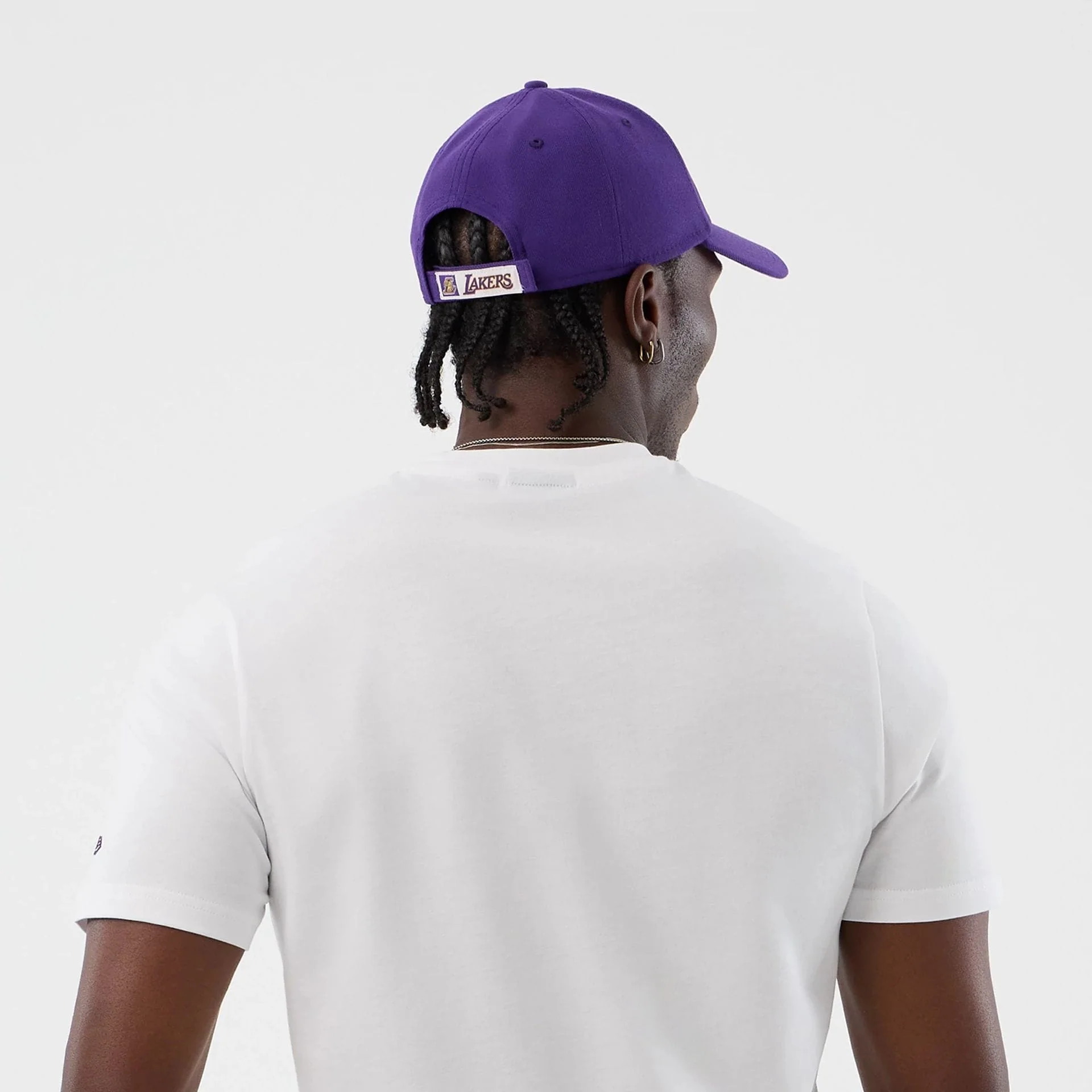 LA Lakers NBA Graphic White T-Shirt - Image 7