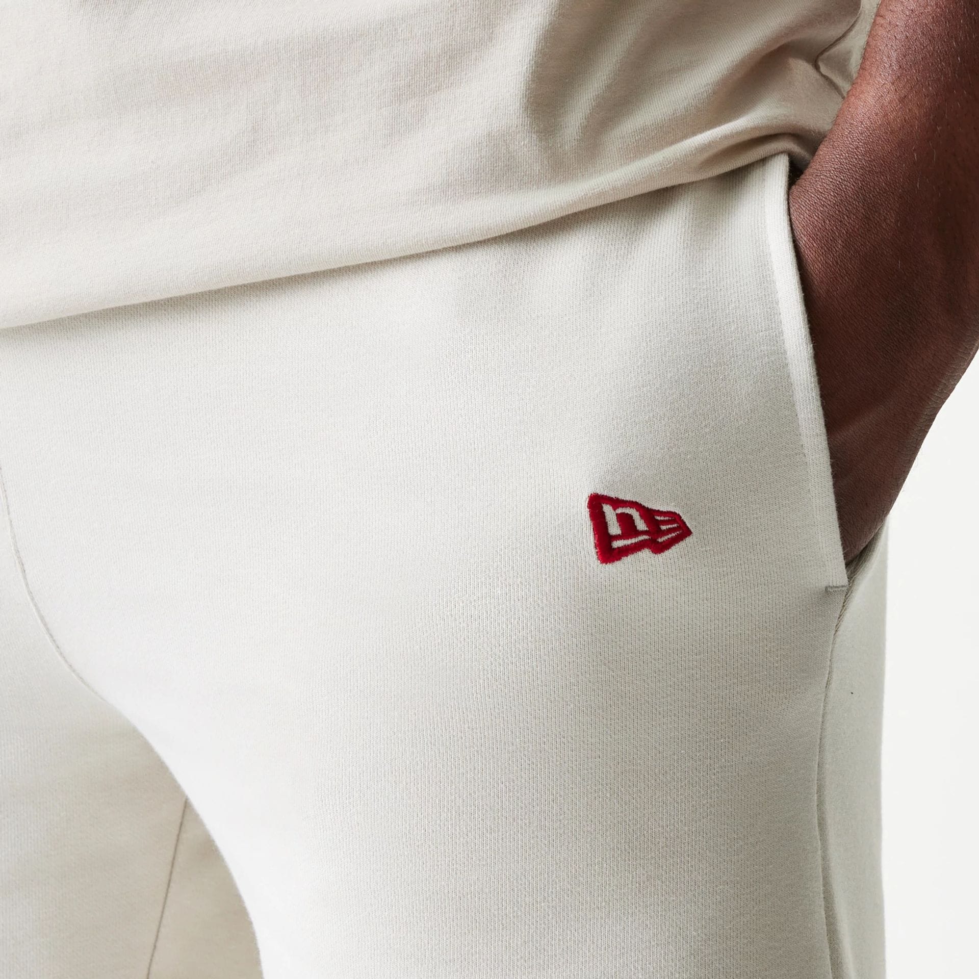 LA Lakers NBA League Essential Cream Shorts - Image 4