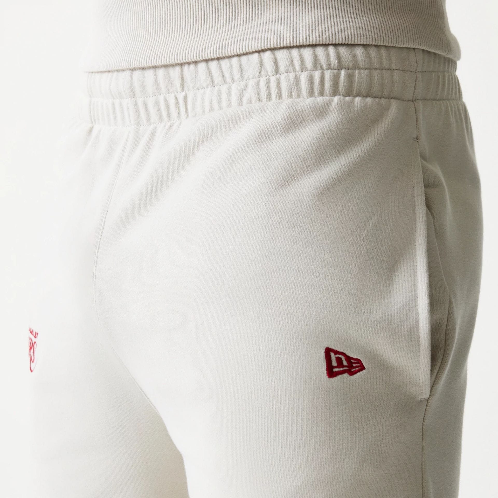 LA Lakers NBA League Essential Light Beige Shorts - Image 5