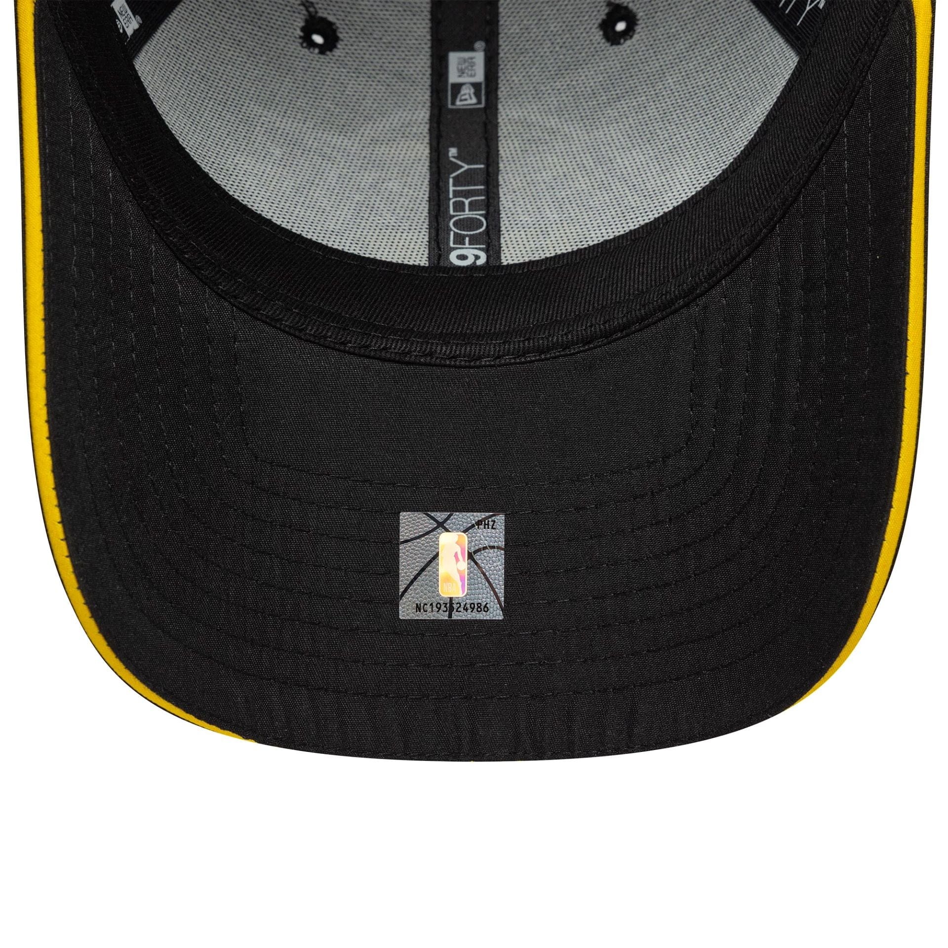 LA Lakers NBA Microfibre Black 9FORTY Cap - Image 5