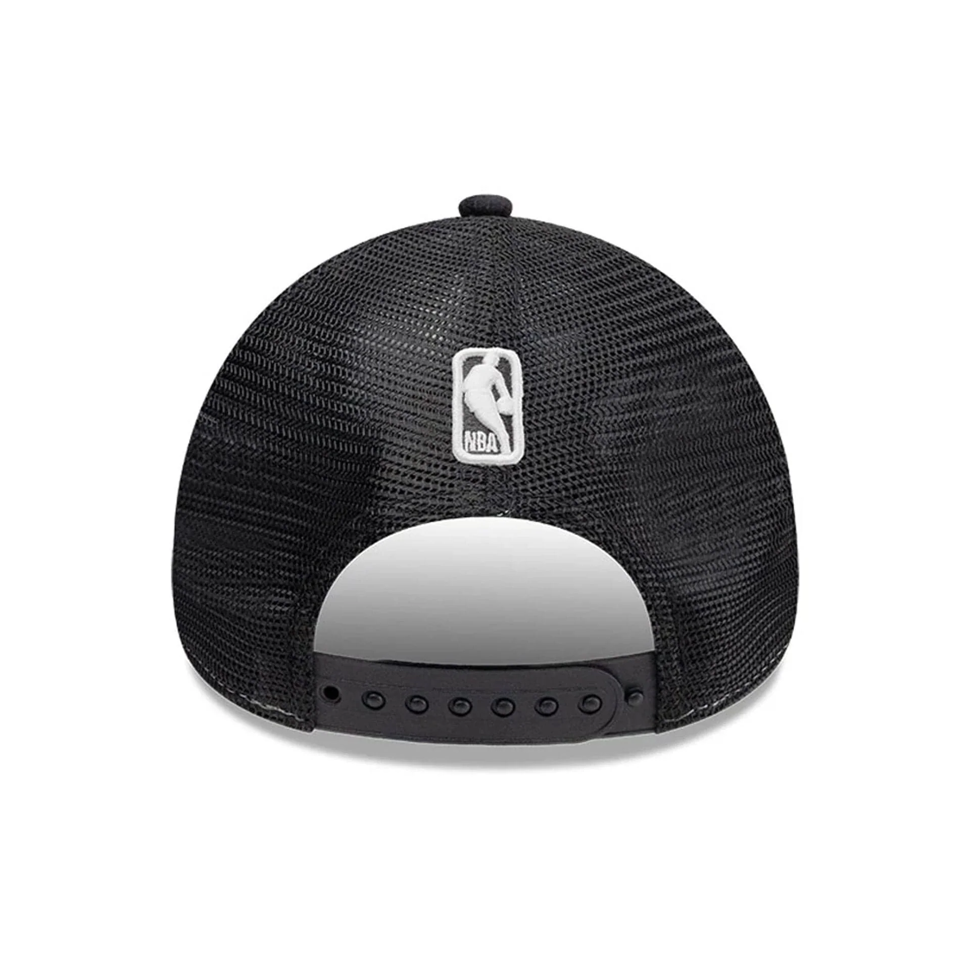 LA Lakers NBA Old English White 9FORTY A-Frame Cap - Image 4