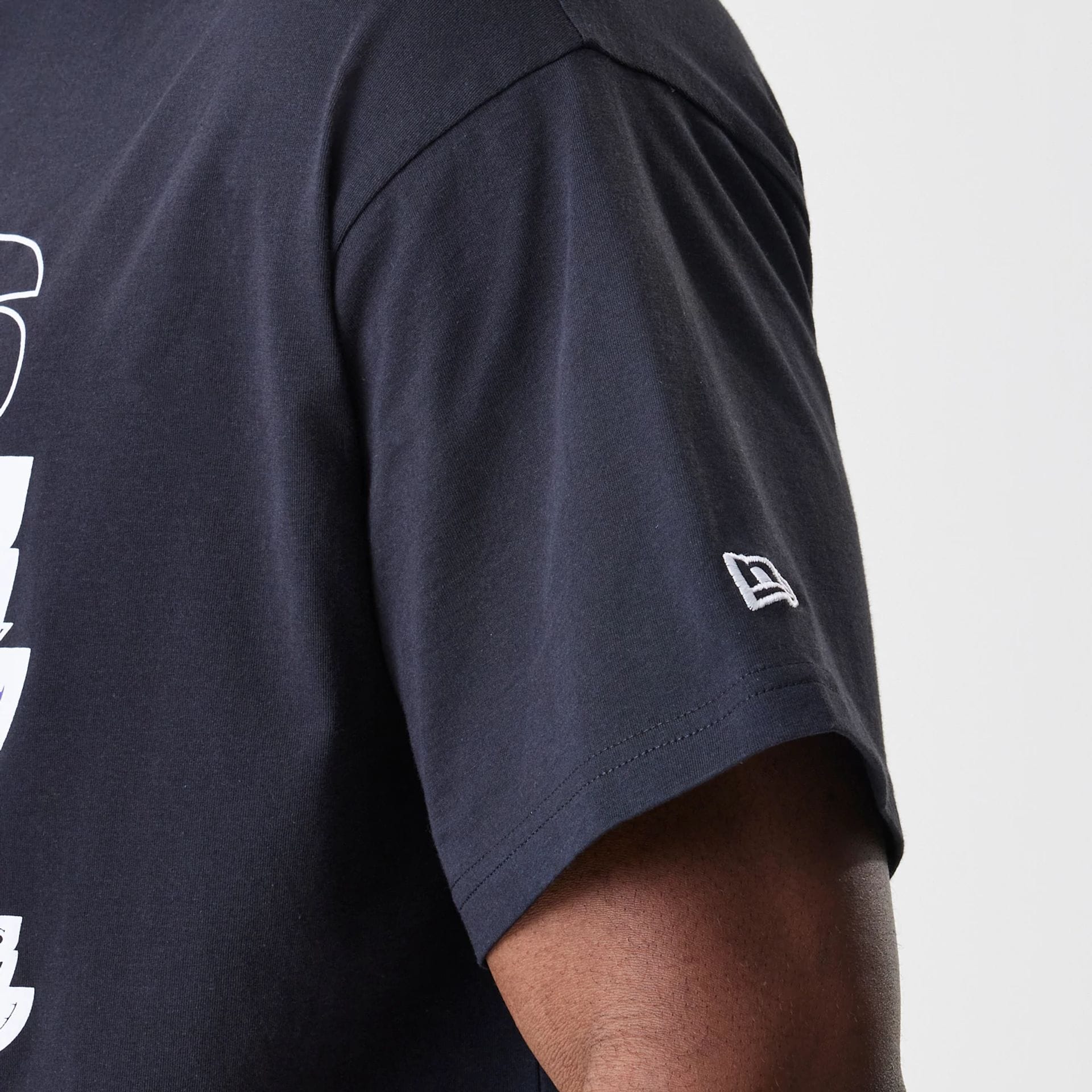 LA Lakers NBA Outline Graphic Navy Oversized T-Shirt - Image 5