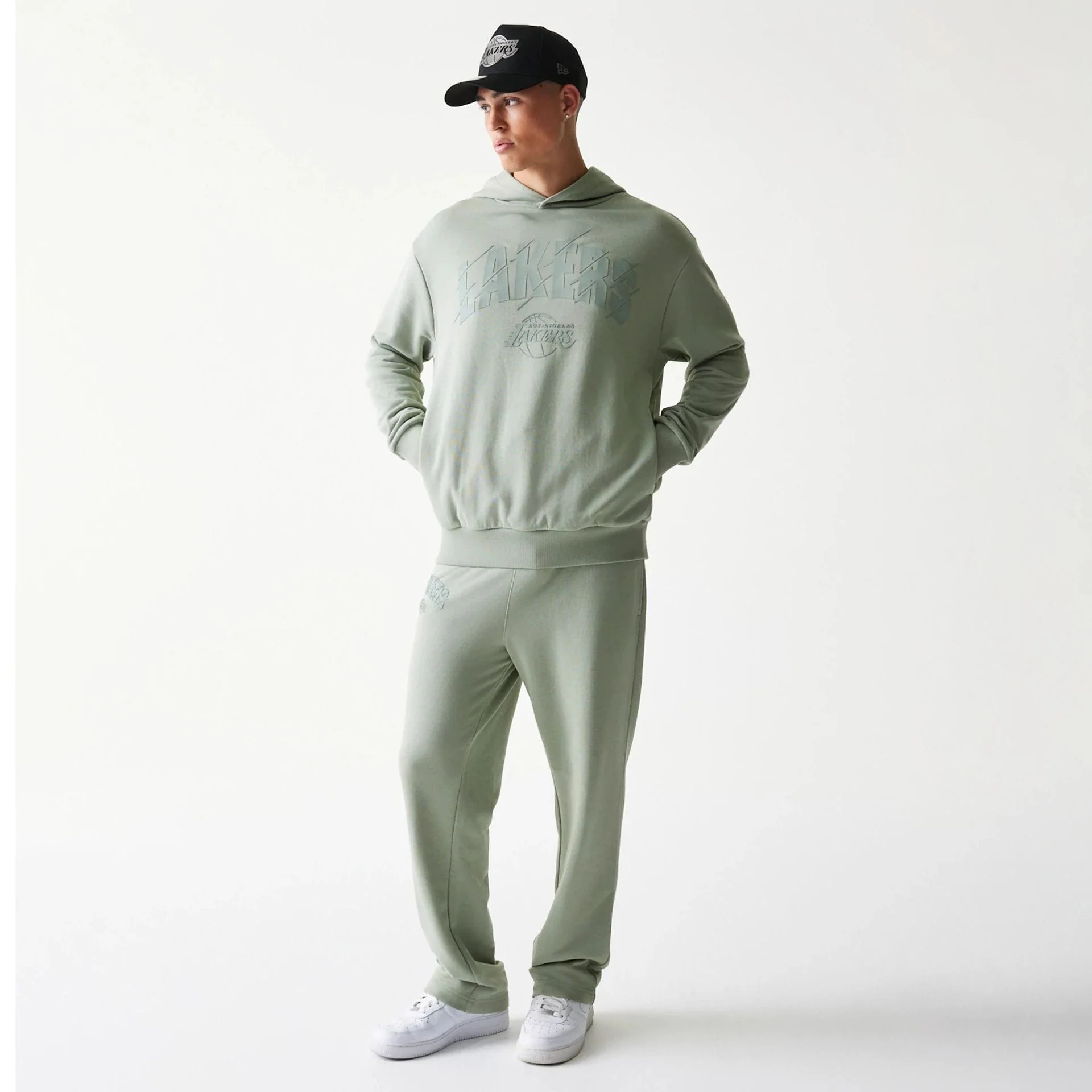 LA Lakers NBA Pastel Green Oversized Pullover Hoodie - Image 8