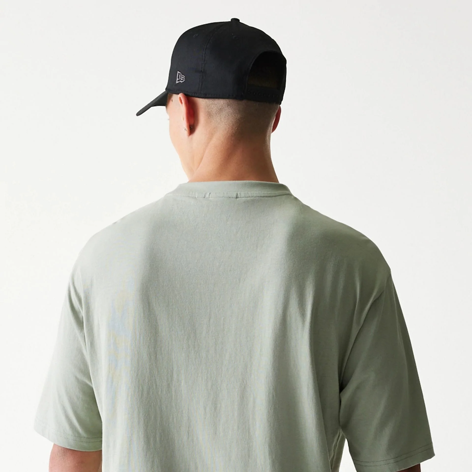 LA Lakers NBA Pastel Green Oversized T-Shirt - Image 7