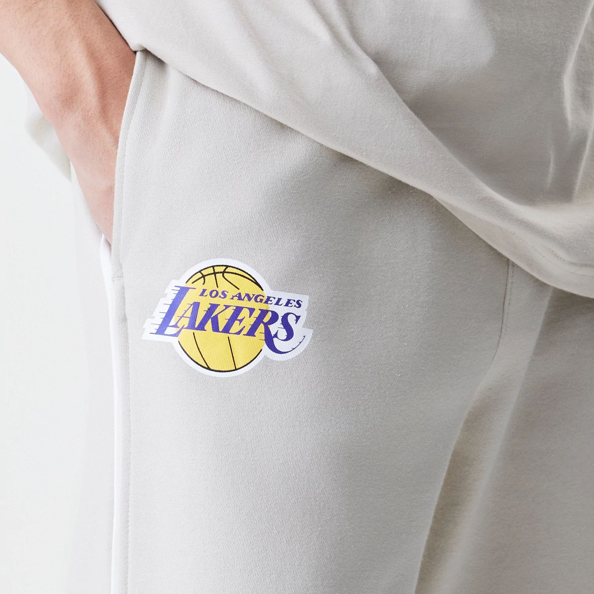 LA Lakers NBA Piping Cream Joggers - Image 3
