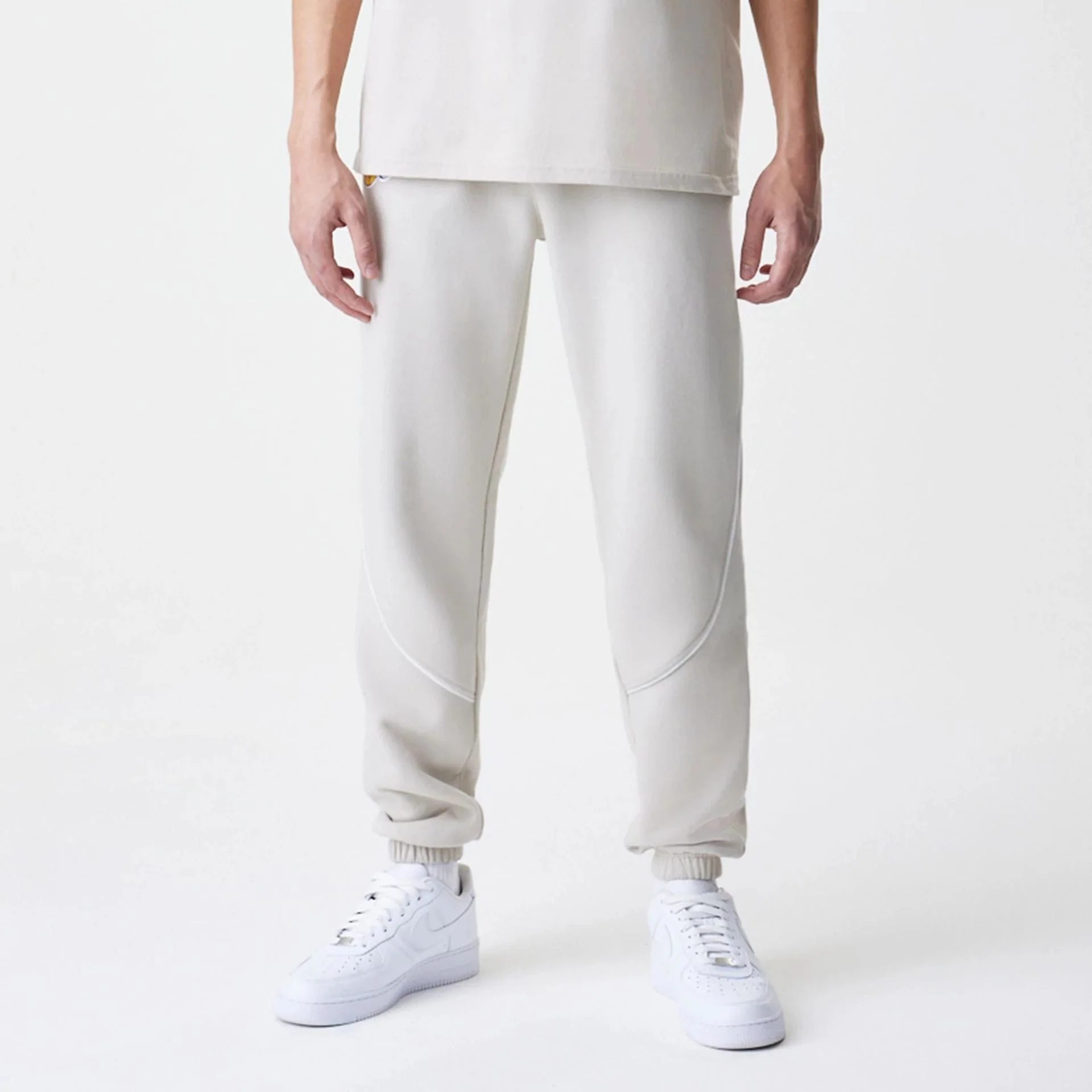 LA Lakers NBA Piping Cream Joggers - Image 7