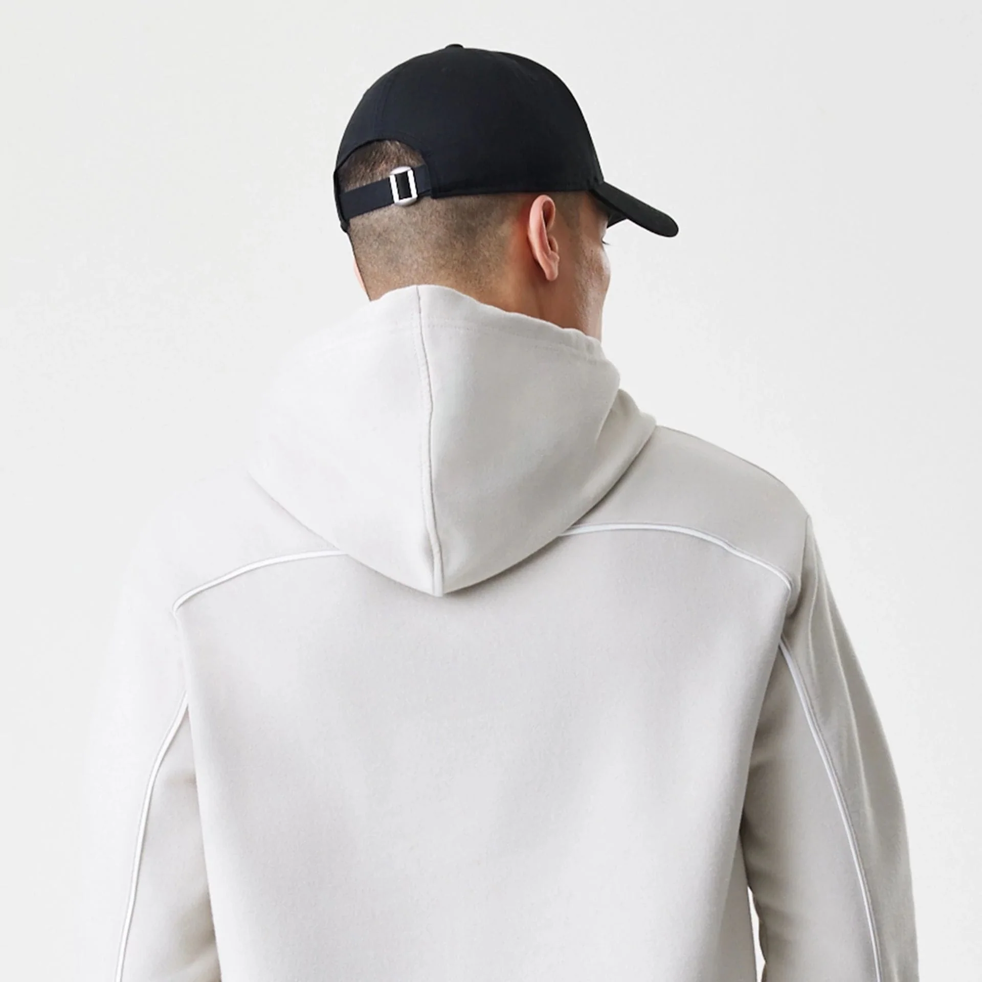 LA Lakers NBA Piping Cream Oversized Pullover Hoodie - Image 7