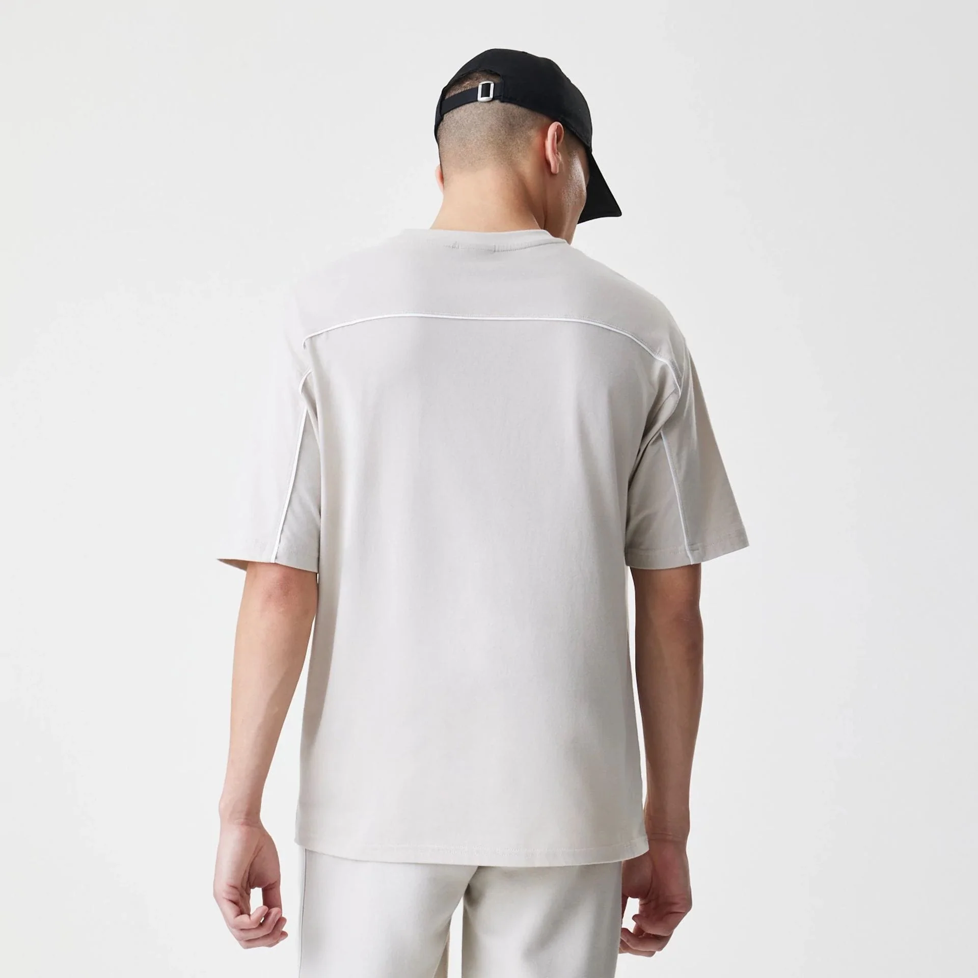 LA Lakers NBA Piping Light Beige Oversized T-Shirt - Image 2