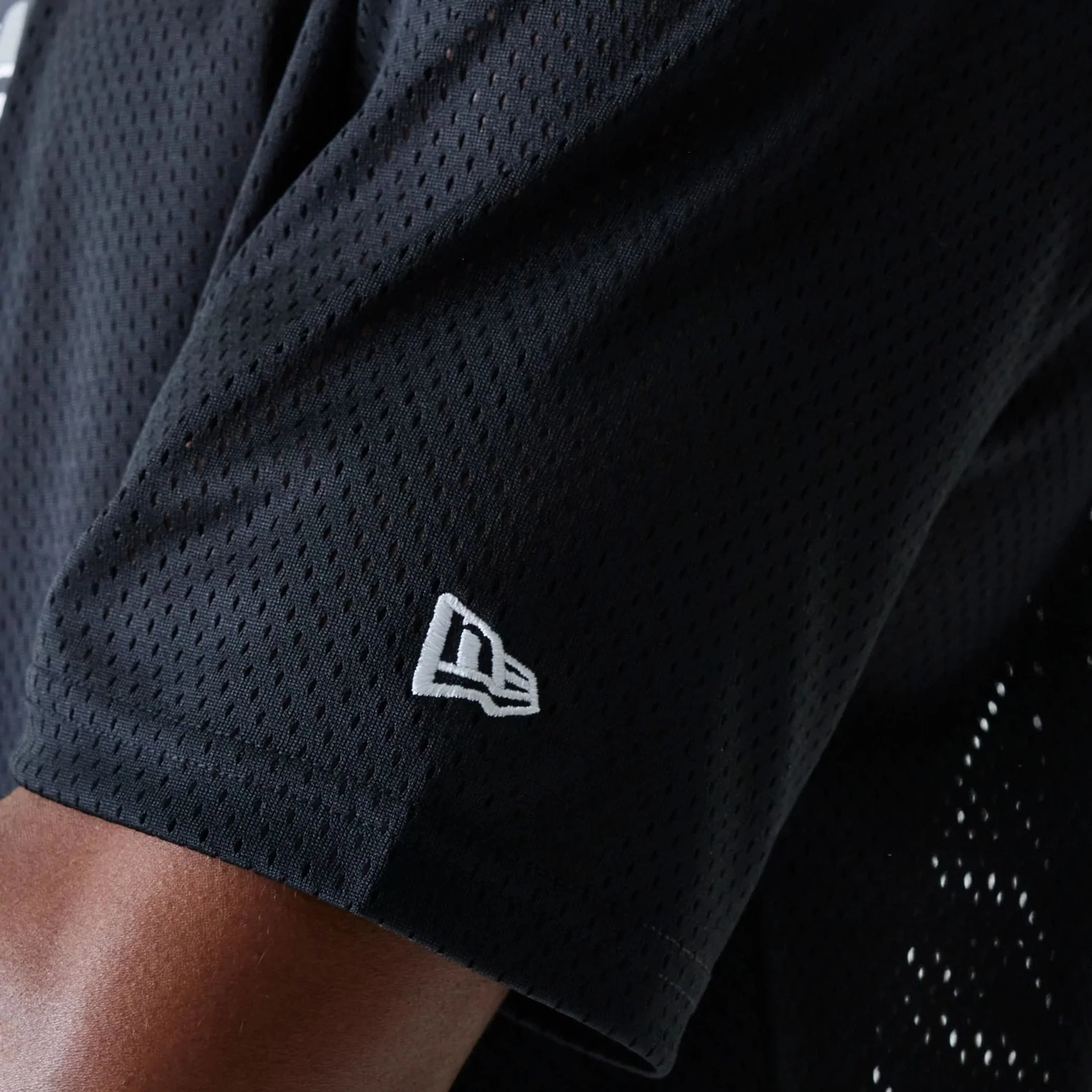 Las Vegas Raiders NFL Essentials Black Oversized Mesh T-Shirt - Image 5