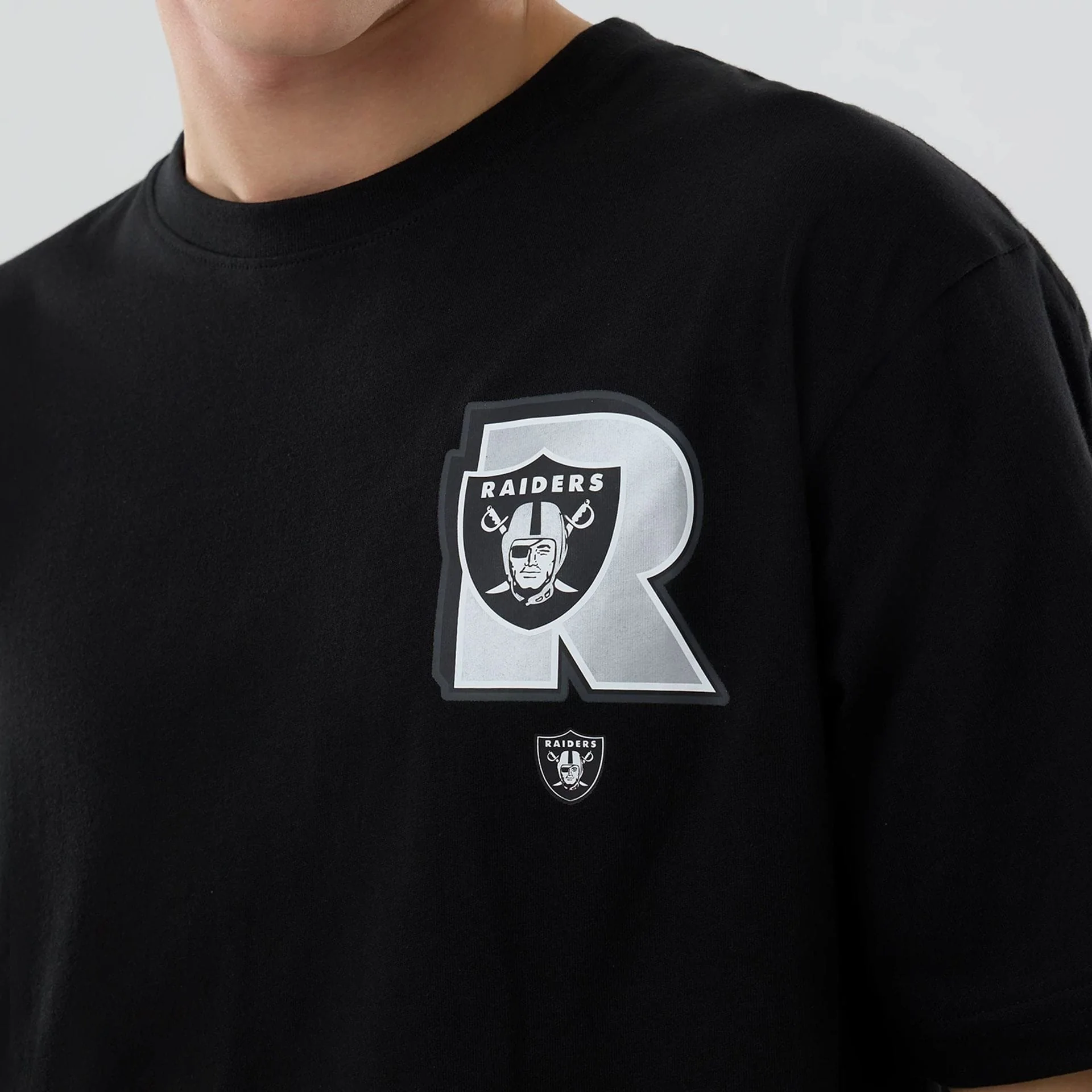 Las Vegas Raiders NFL Graphic Black T-Shirt - Image 3