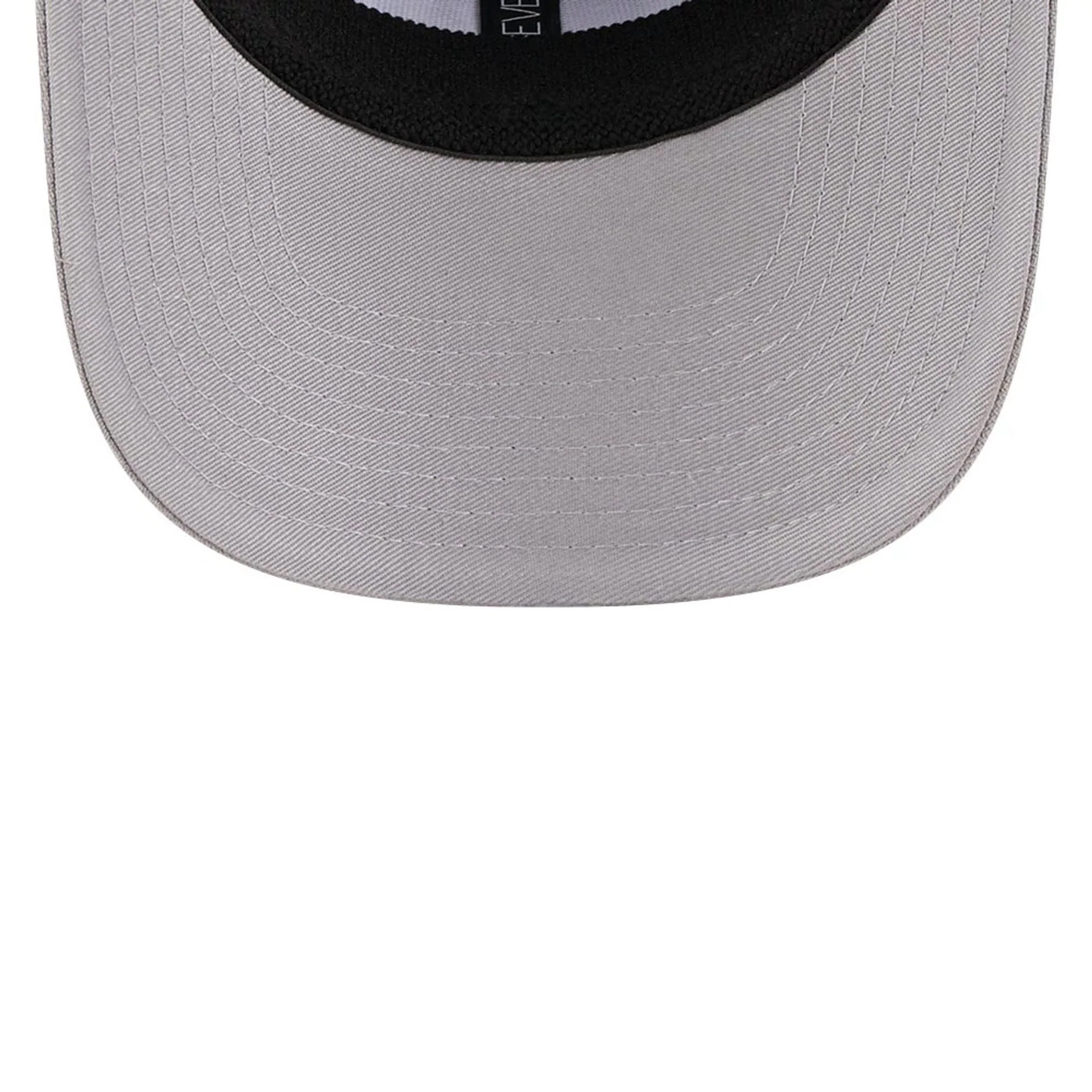Las Vegas Raiders NFL Script Grey 9SEVENTY Stretch Snap Adjustable Cap - Image 7