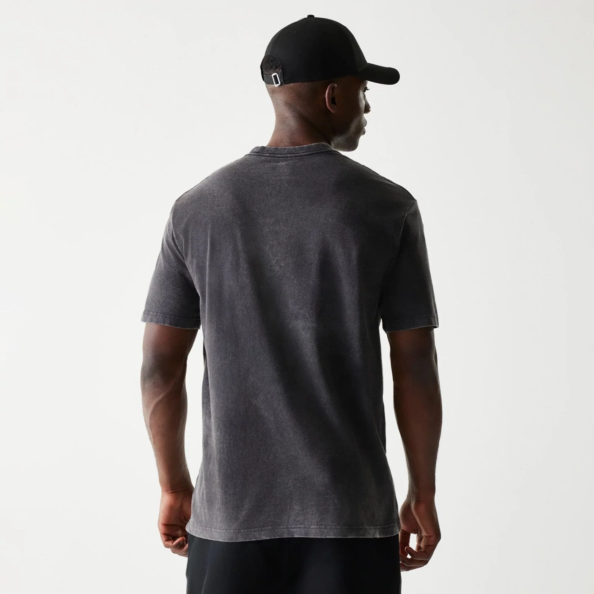 Las Vegas Raiders NFL Sport Night Black T-Shirt - Image 2