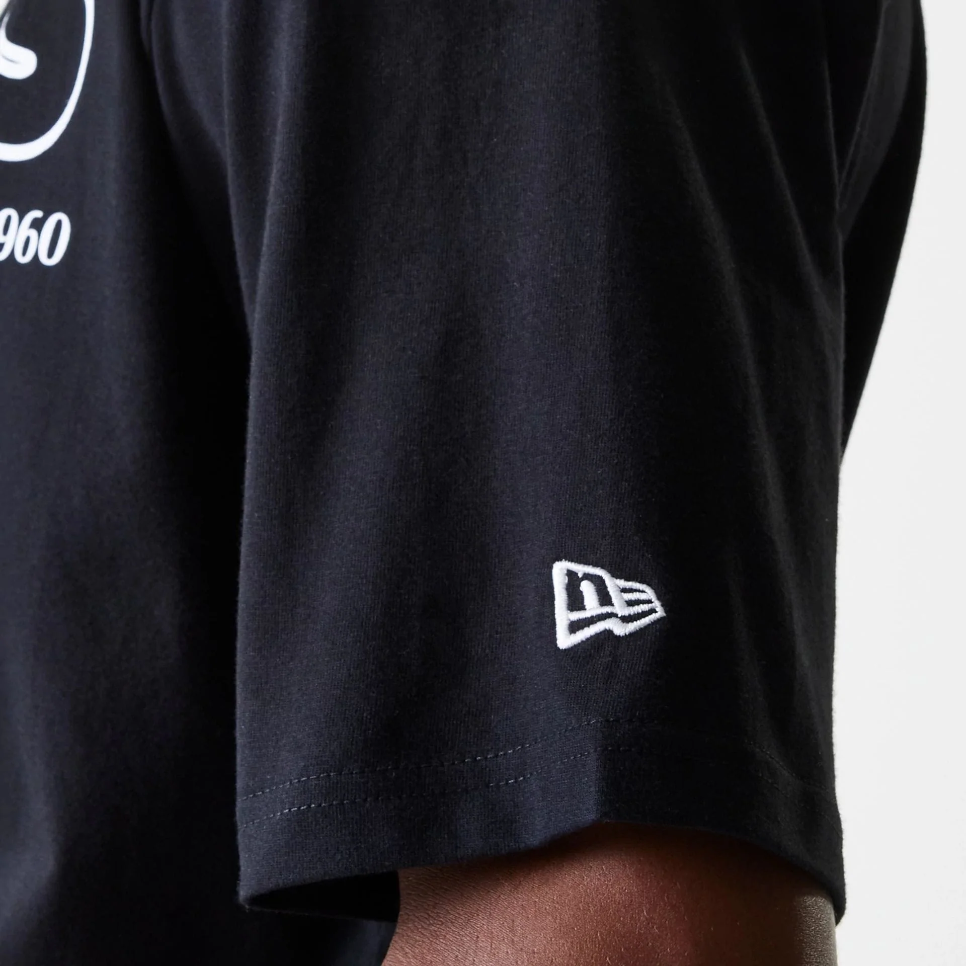 Las Vegas Raiders NFL Wordmark Black Oversized T-Shirt - Image 4