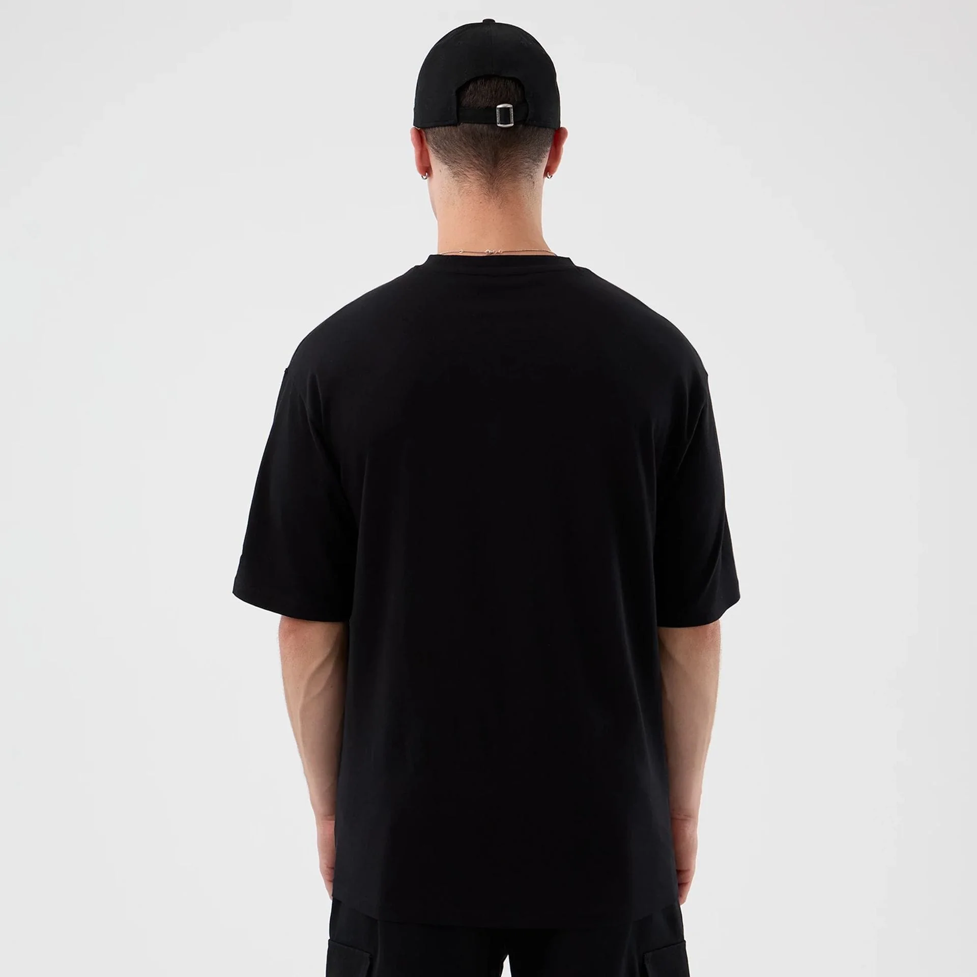 London Games NFL International Series Games Black Oversized T-Shirt - Image 2