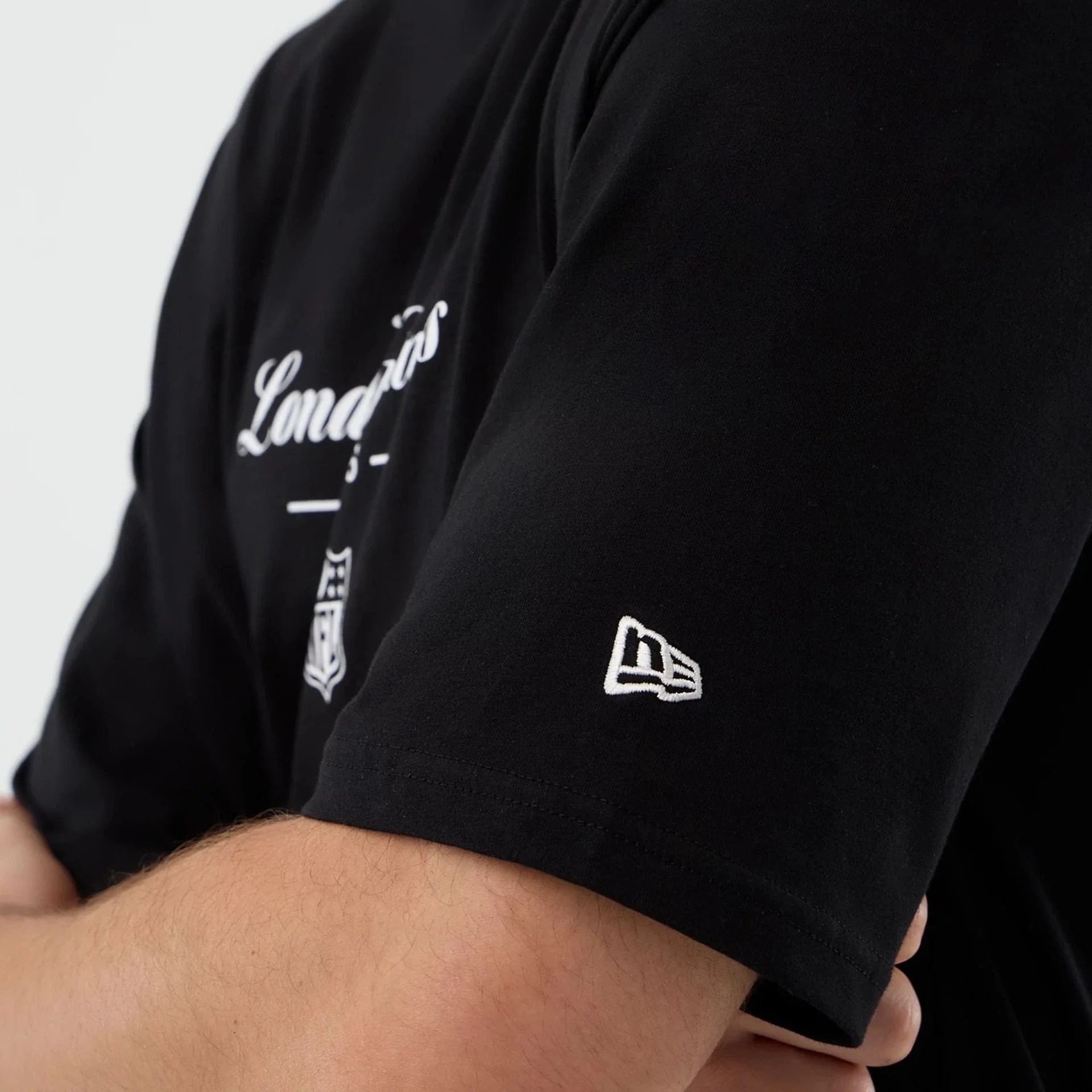 London Games NFL International Series Games Black Oversized T-Shirt - Image 4