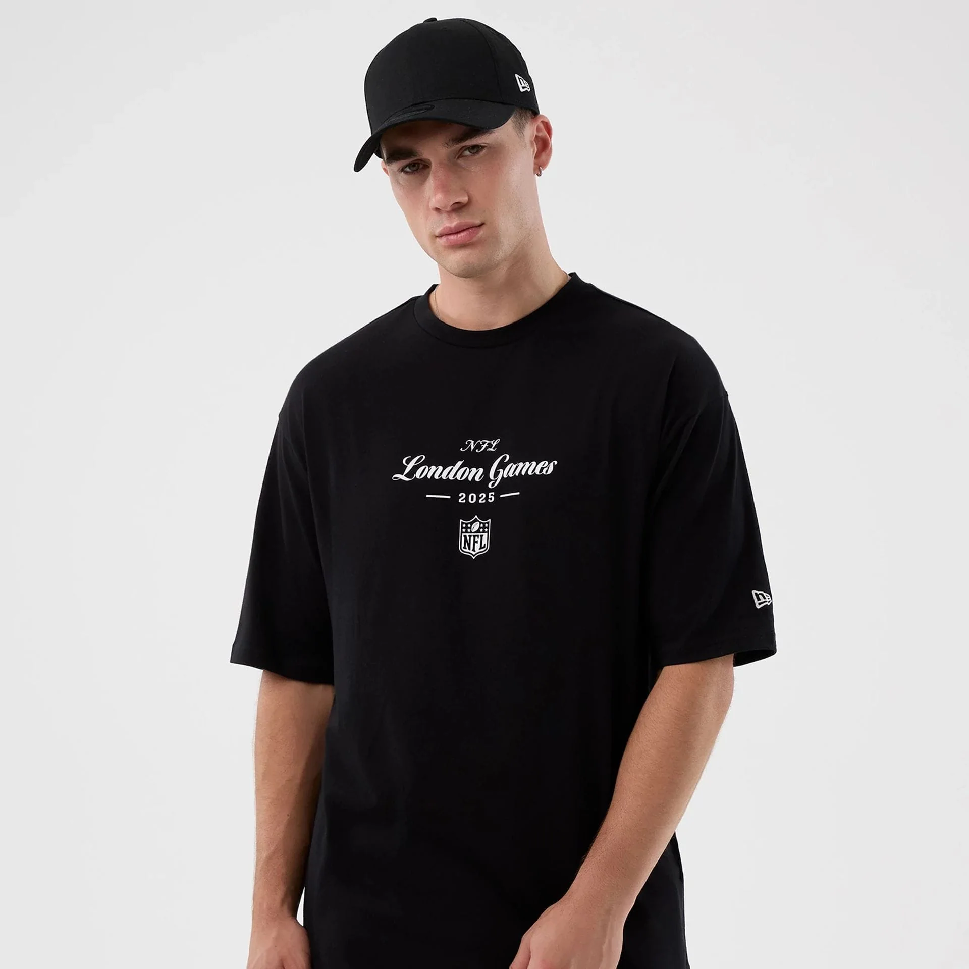 London Games NFL International Series Games Black Oversized T-Shirt - Image 5