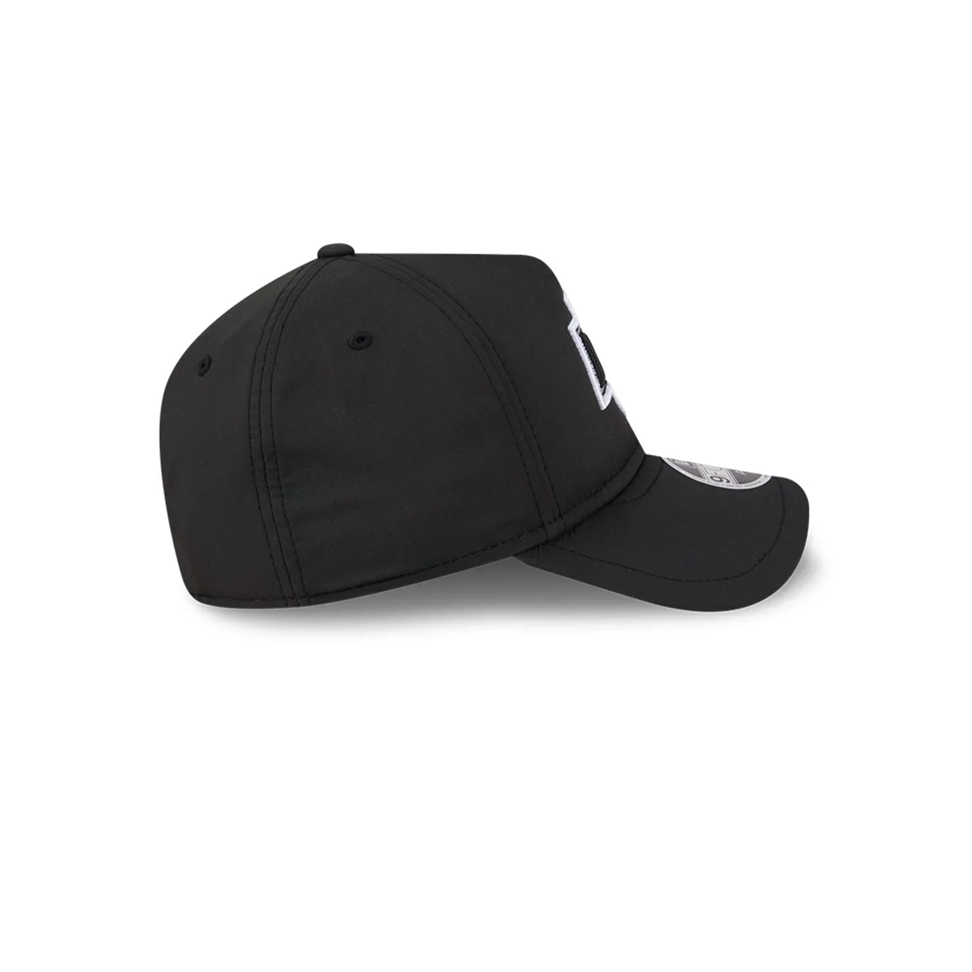 Los Angeles Kings NHL Quickstrike Black 9FORTY Apex Adjustable Cap - Image 6