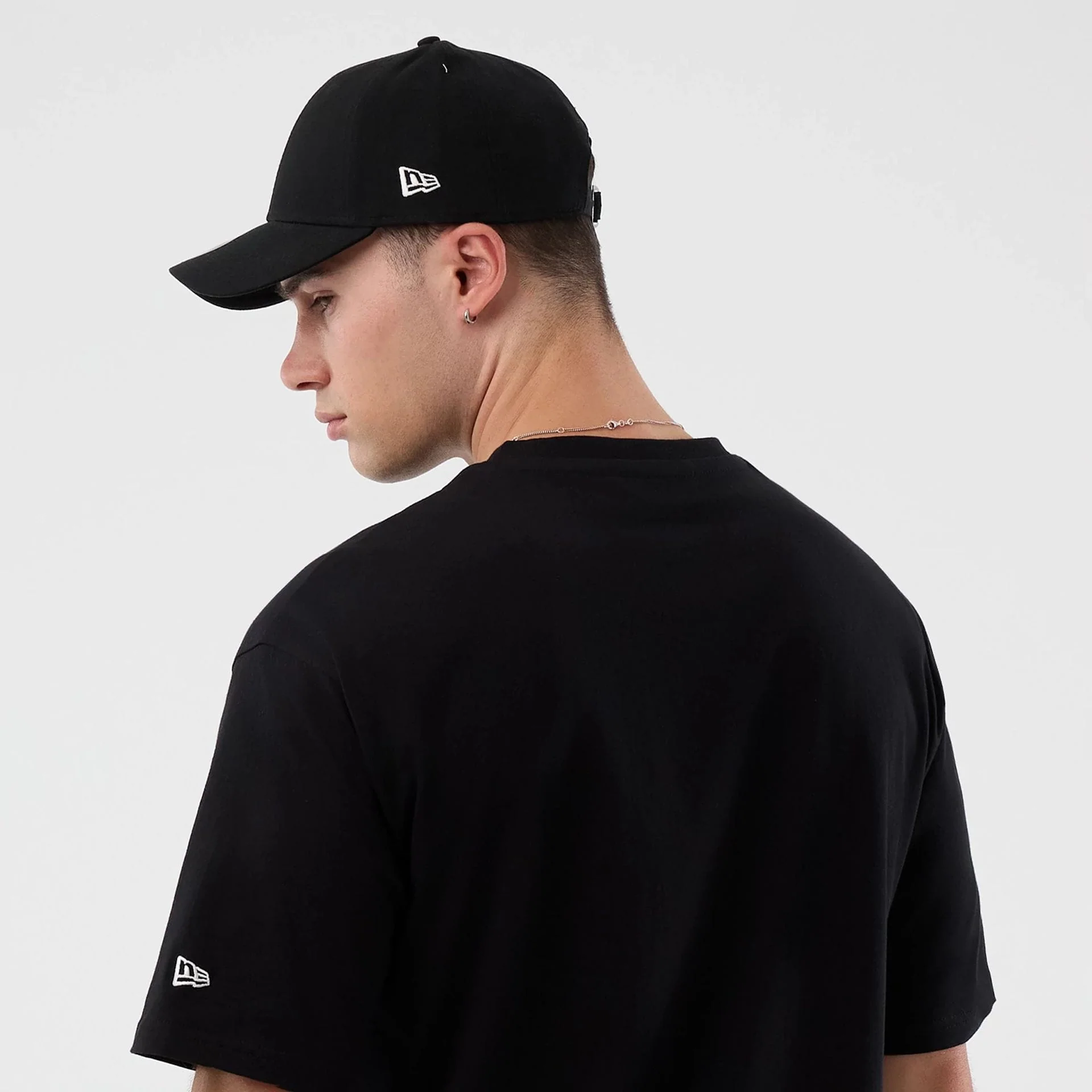 Madrid Game NFL International Series Games Black Oversized T-Shirt - Image 7