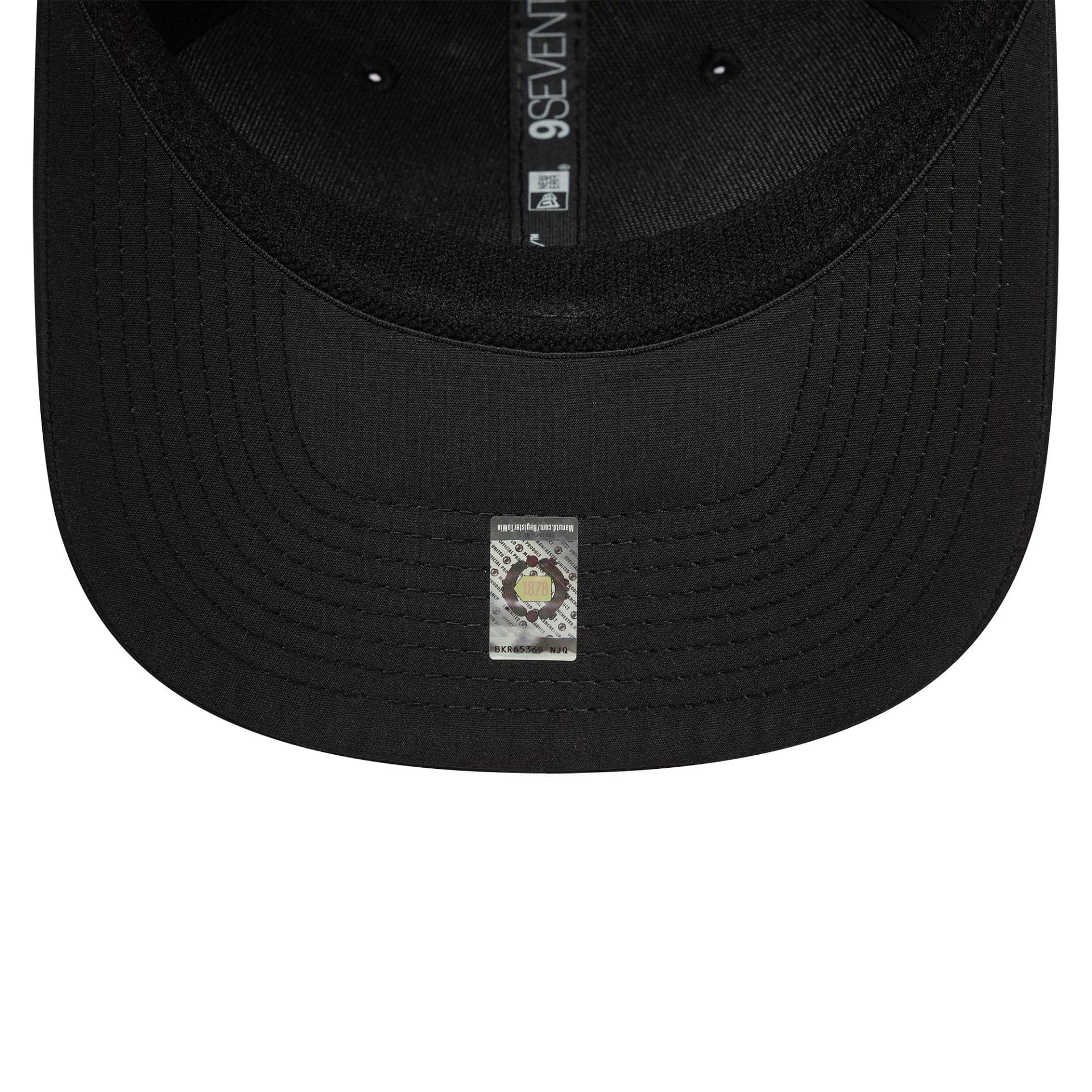 Manchester United FC Black 9SEVENTY Stretch Snap Cap - Image 5