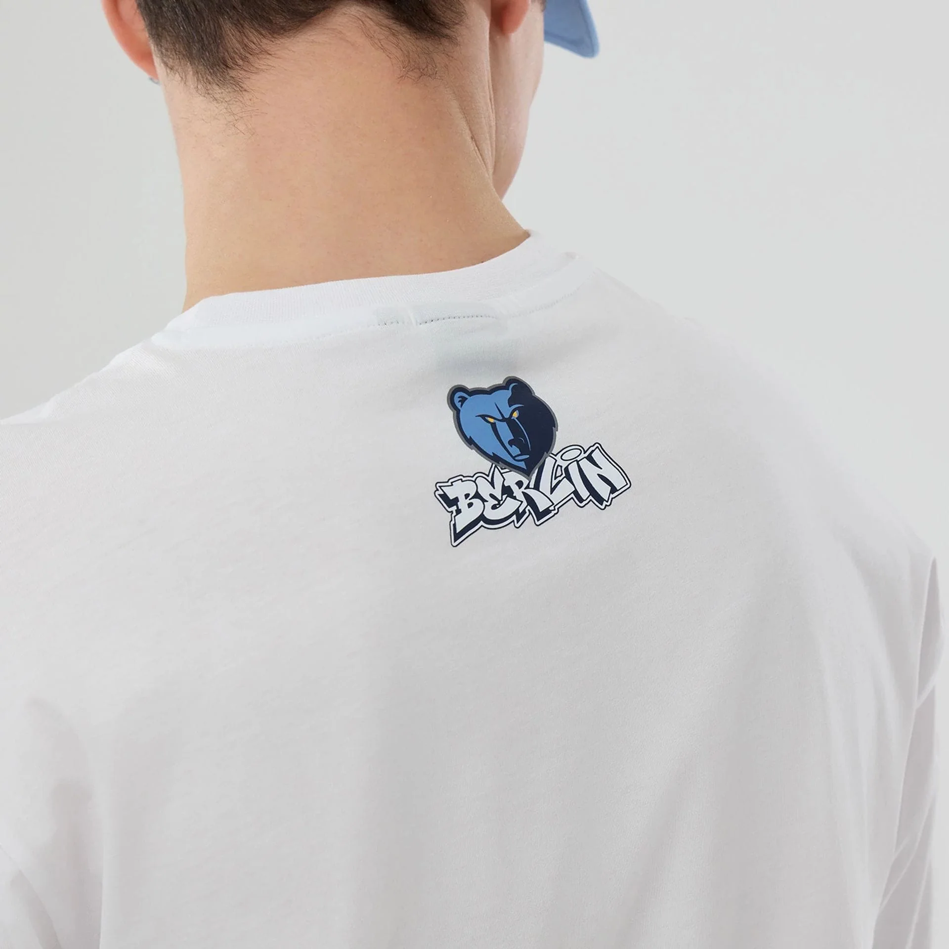 Memphis Grizzlies NBA Berlin Game 2026 White Oversized T-Shirt - Image 7