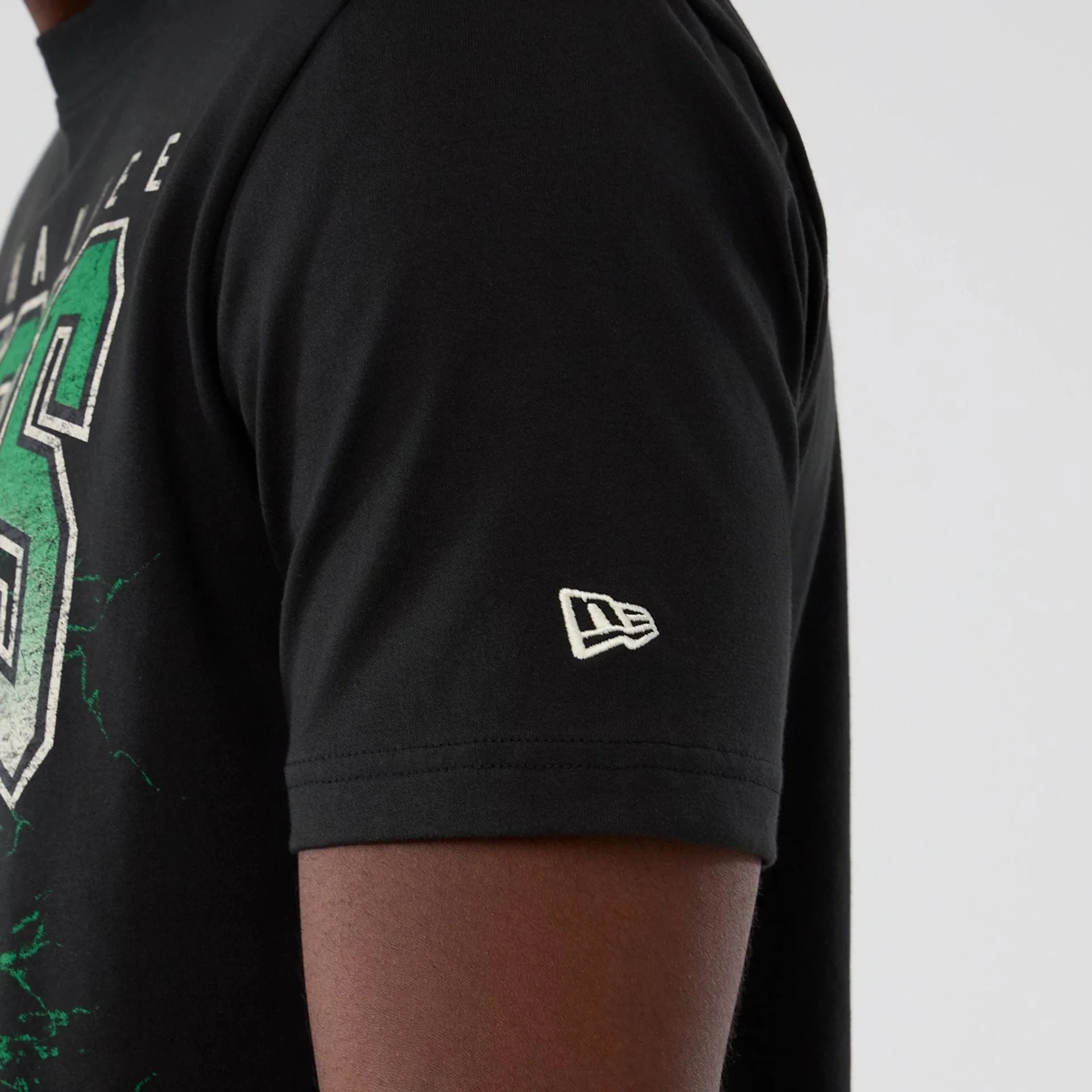Milwaukee Bucks NBA Hardwood Classic Black T-Shirt - Image 4