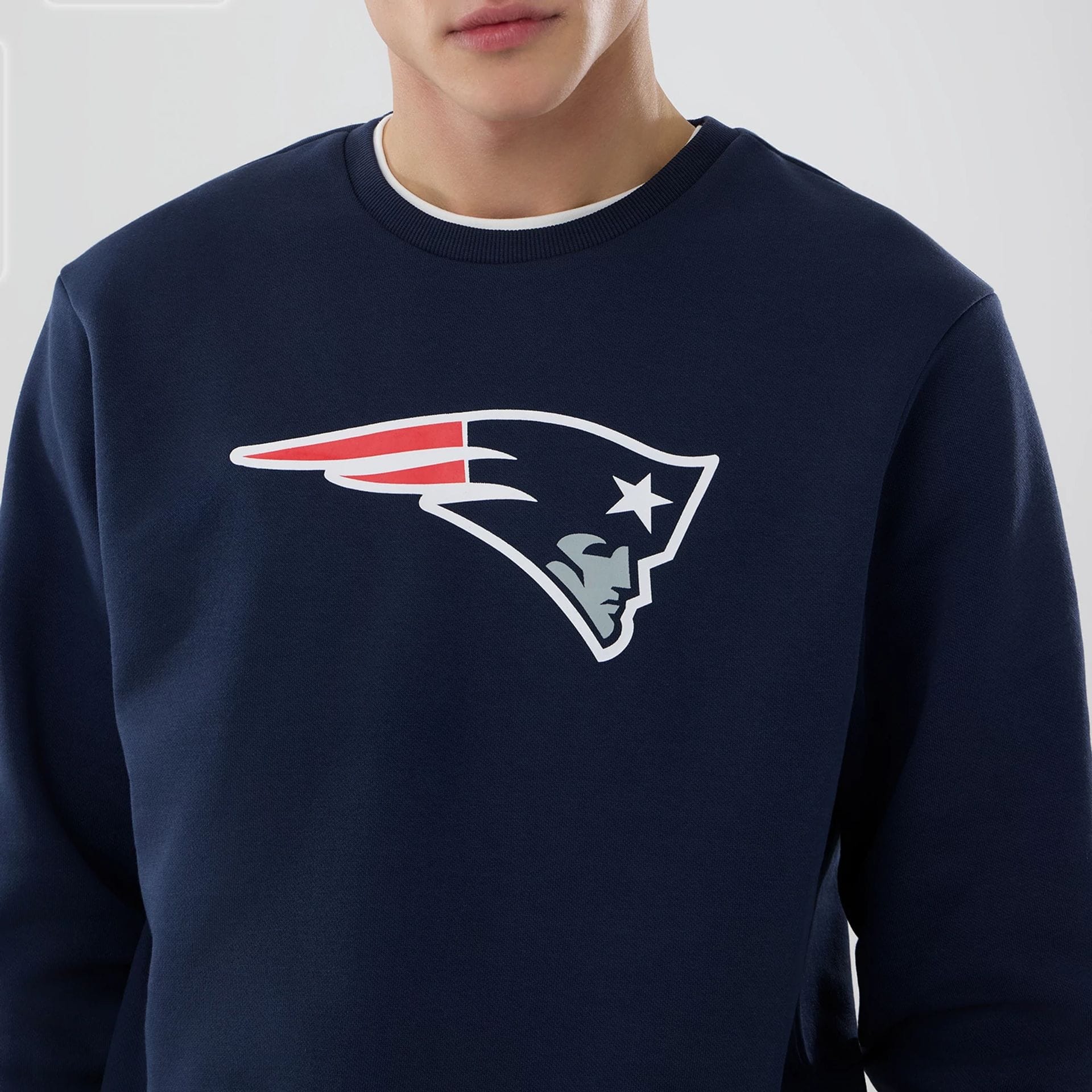 New England Patriots NFL Dark Blue Crew Neck Sweater - Image 3