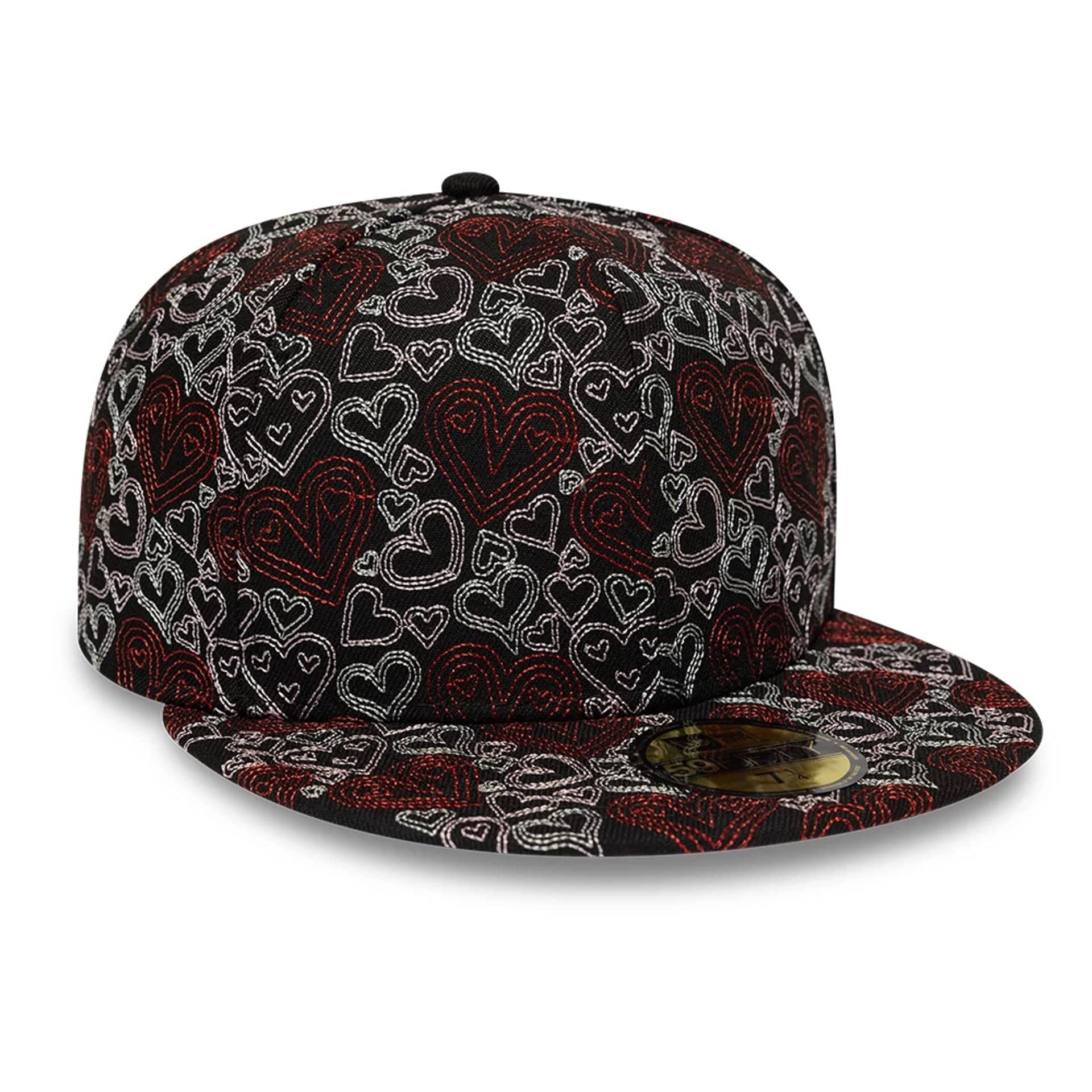 New Era All Over Hearts Black 59FIFTY Fitted Cap - Image 4