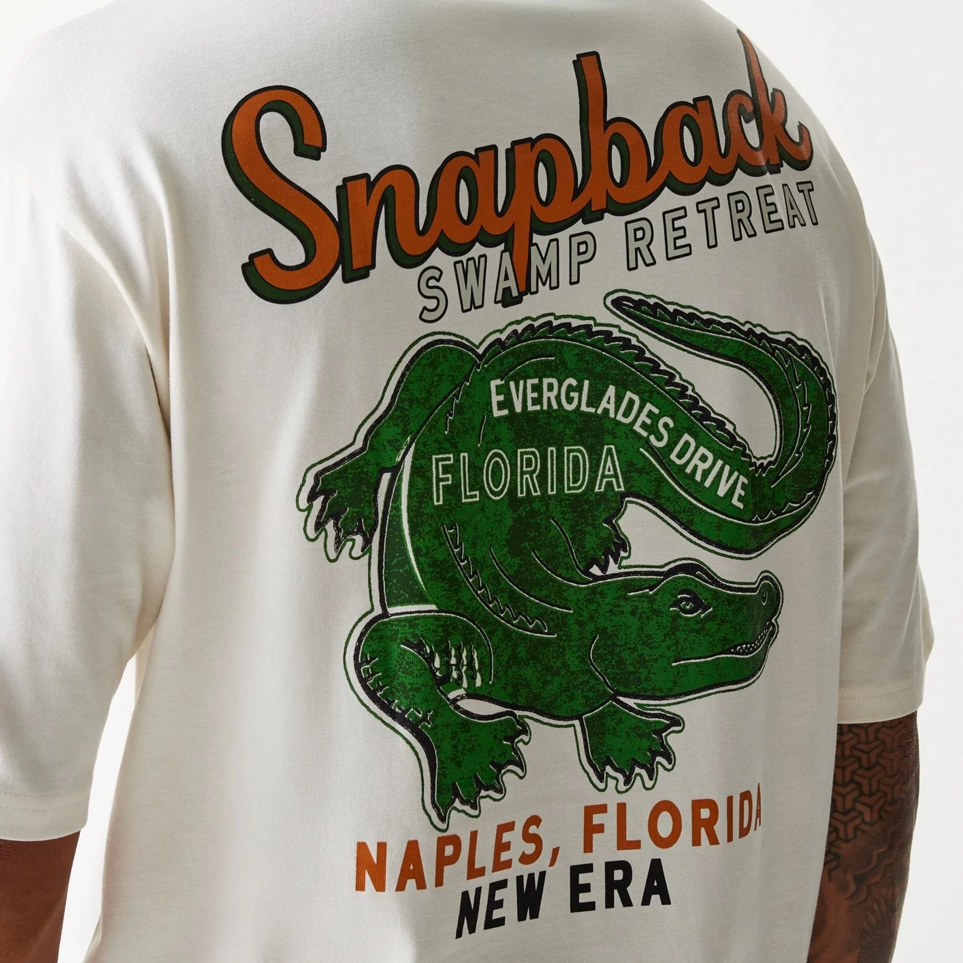 New Era Animal Graphic Open White Oversized T-Shirt - Image 4